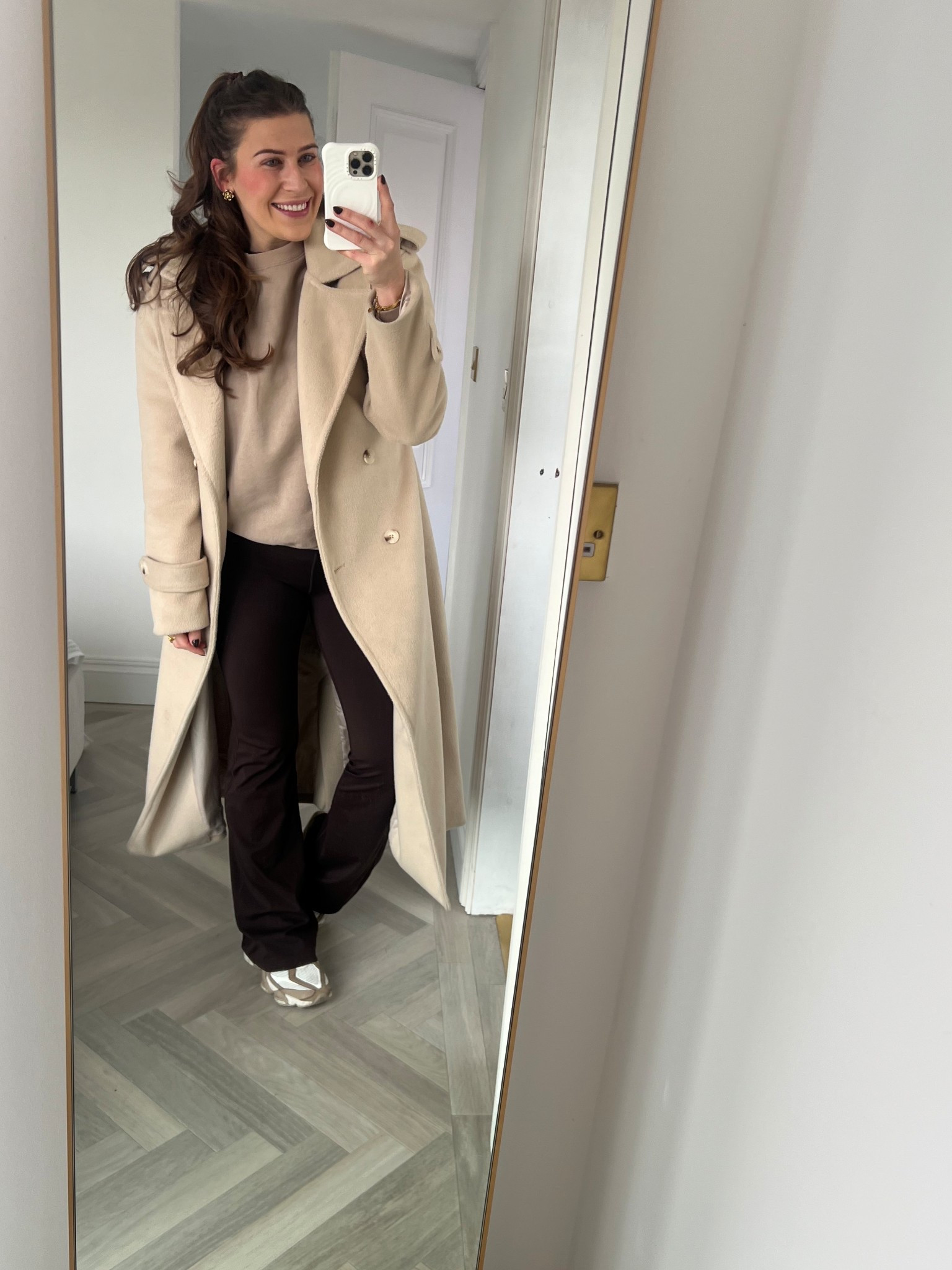 I am really trying to not just live in these flared leggings but I honestly can’t help it! They’re too comfy 🙈

Tala Flared Leggings in Americano
4th & Reckless Coat - few years ago
New balance 9060s
- linked this years style 
Alo yoga jumper - best jumper ever 

#LTKmidsize #LTKuk #LTKwinter