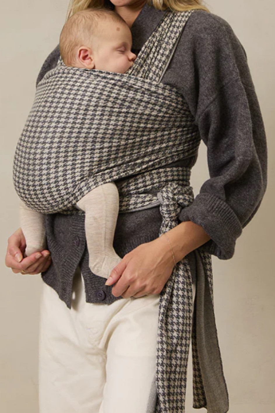 Obsessed with the Solly Baby wraps! I’m due with my second in June so I’m adding one more to my collection!! Love this style #Sollybaby

#LTKSaleAlert #LTKBaby