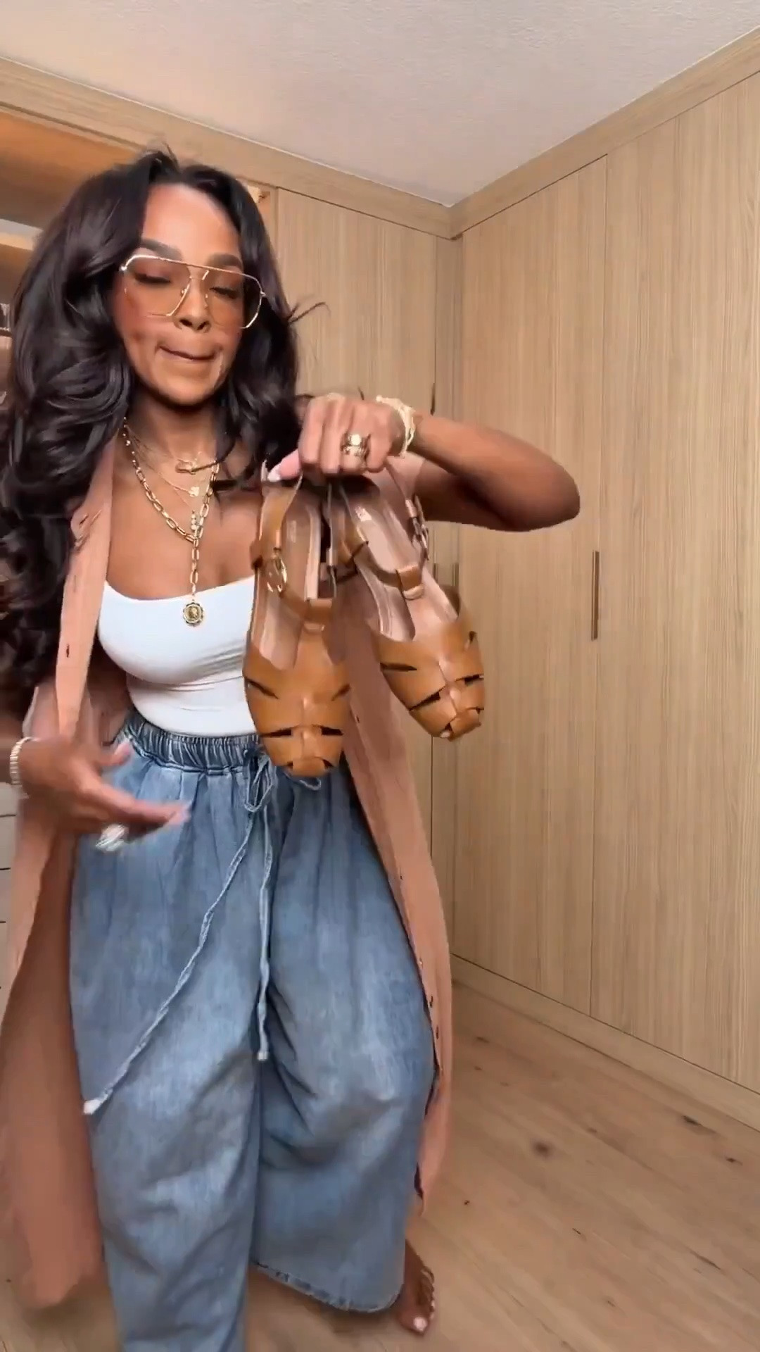 Scroll to shop! ✨ Everything from this look is linked below. 👇🏽    

Wearing: Size Small | 5’4” | 140 lbs

  📲   Download the FREE LTK app & follow me (@kirasfashionfinds) to shop all my daily finds.  #LTKootd #LTKPetite #LTKU

#LTKgrwm #LTKmomlife #LTKPetite