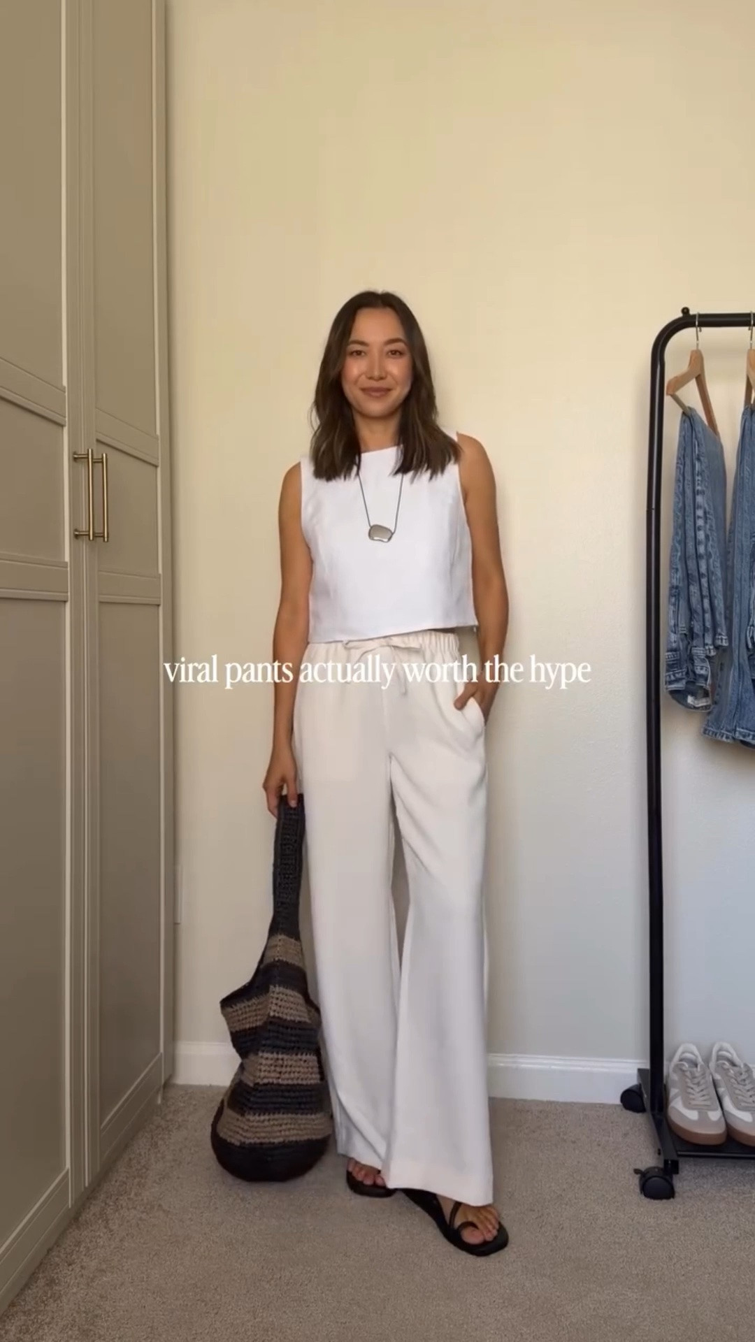 Viral pants that are actually worth the hype 

Aritzia lodge pants - xs wrinkle resistant and washes so well!

Aritzia lodge linen - wrinkles less than other linen pants and an elevated linen pant

#LTKootd