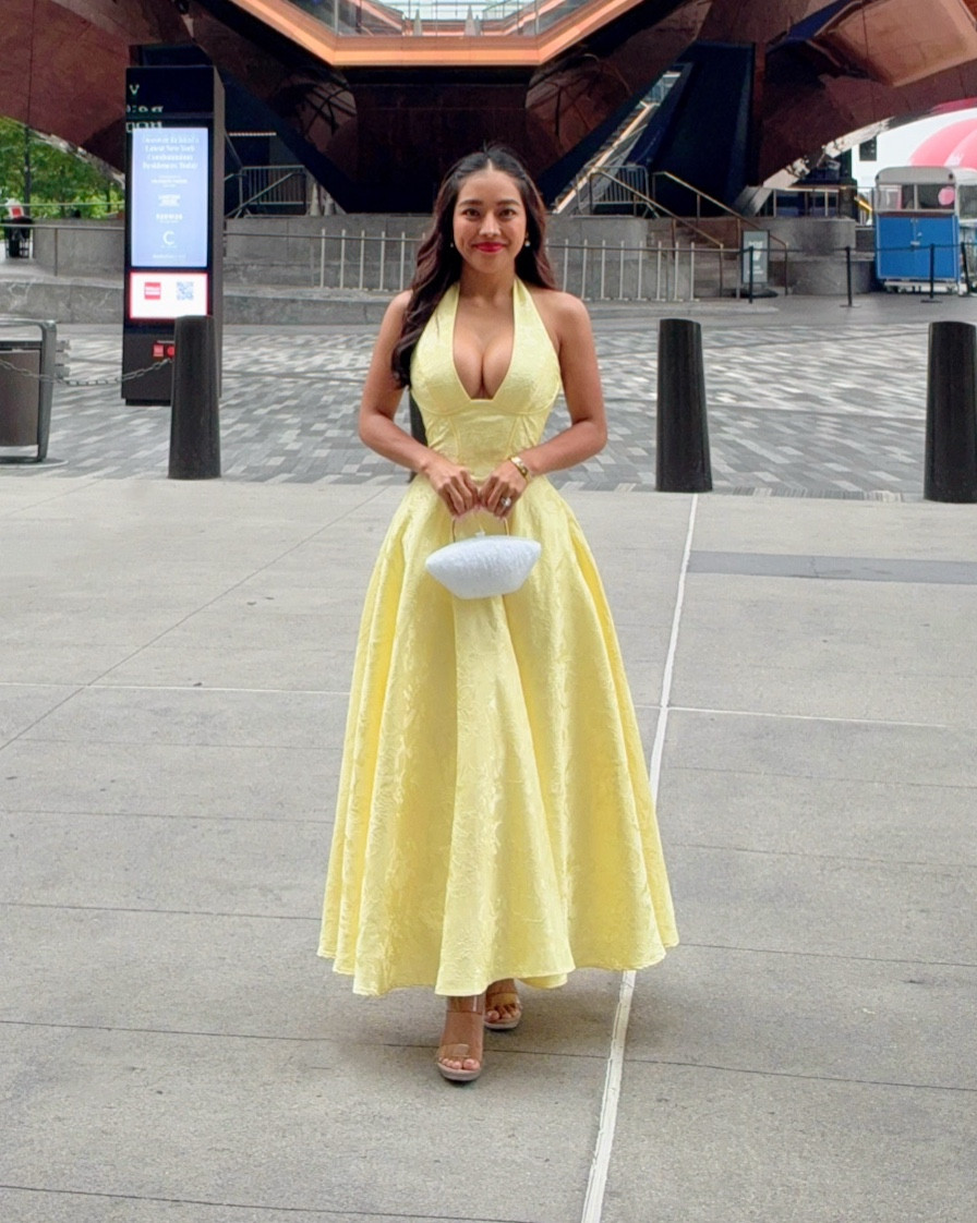 The dreamiest waist snatching flowy dress! I’m 105lbs wearing size XS!



#LTKParties #LTKTravel #LTKWedding