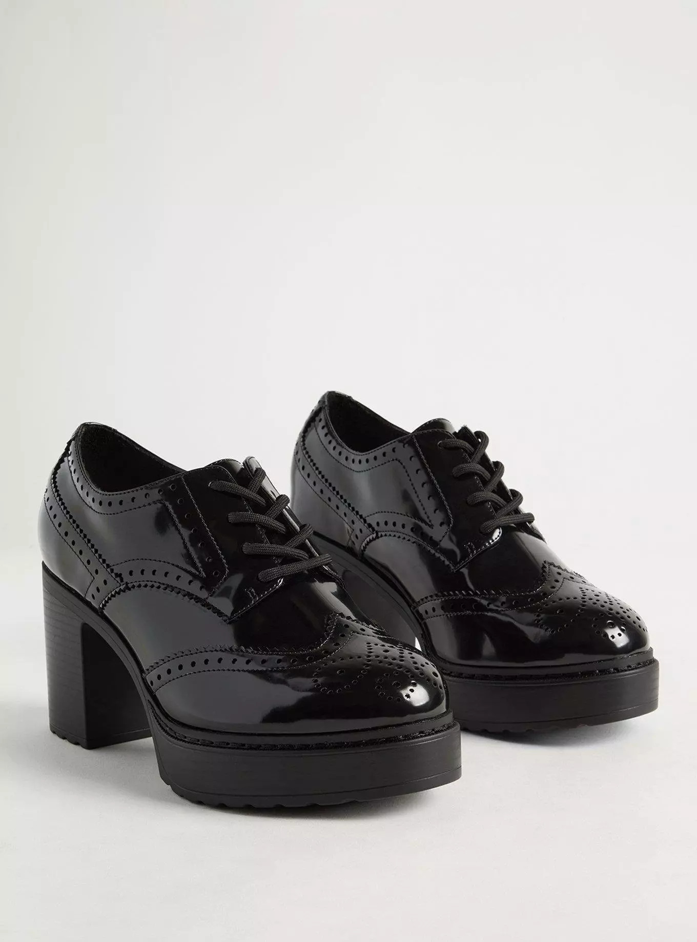 Heeled Lace-Up Oxford (WW) | Torrid (US & Canada)
