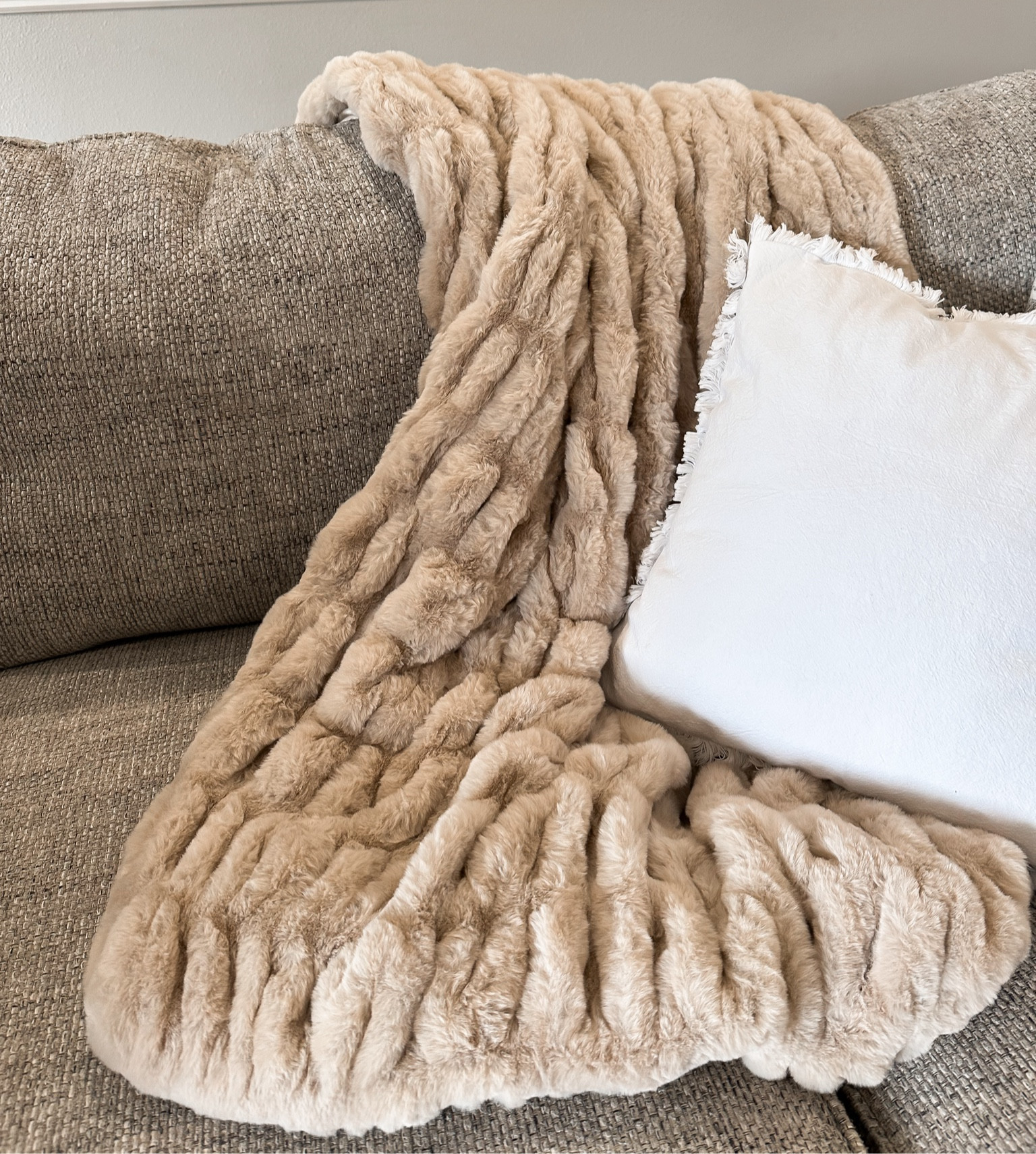 Omggg this blanket is just like the $200 Lola minky ones and only $30! Love the ruched faux fur look - looks so high end! Target find 😍

#LTKfindsunder50 #LTKhome