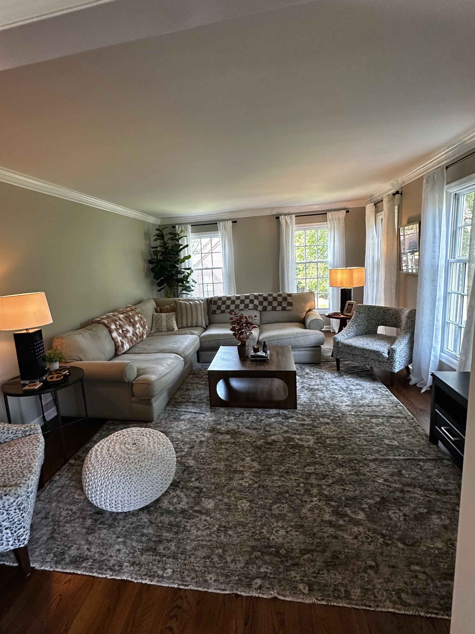 Facelift for the living room! Wall color is BM revere pewter!🏡

#LTKHome #LTKFamily #LTKU