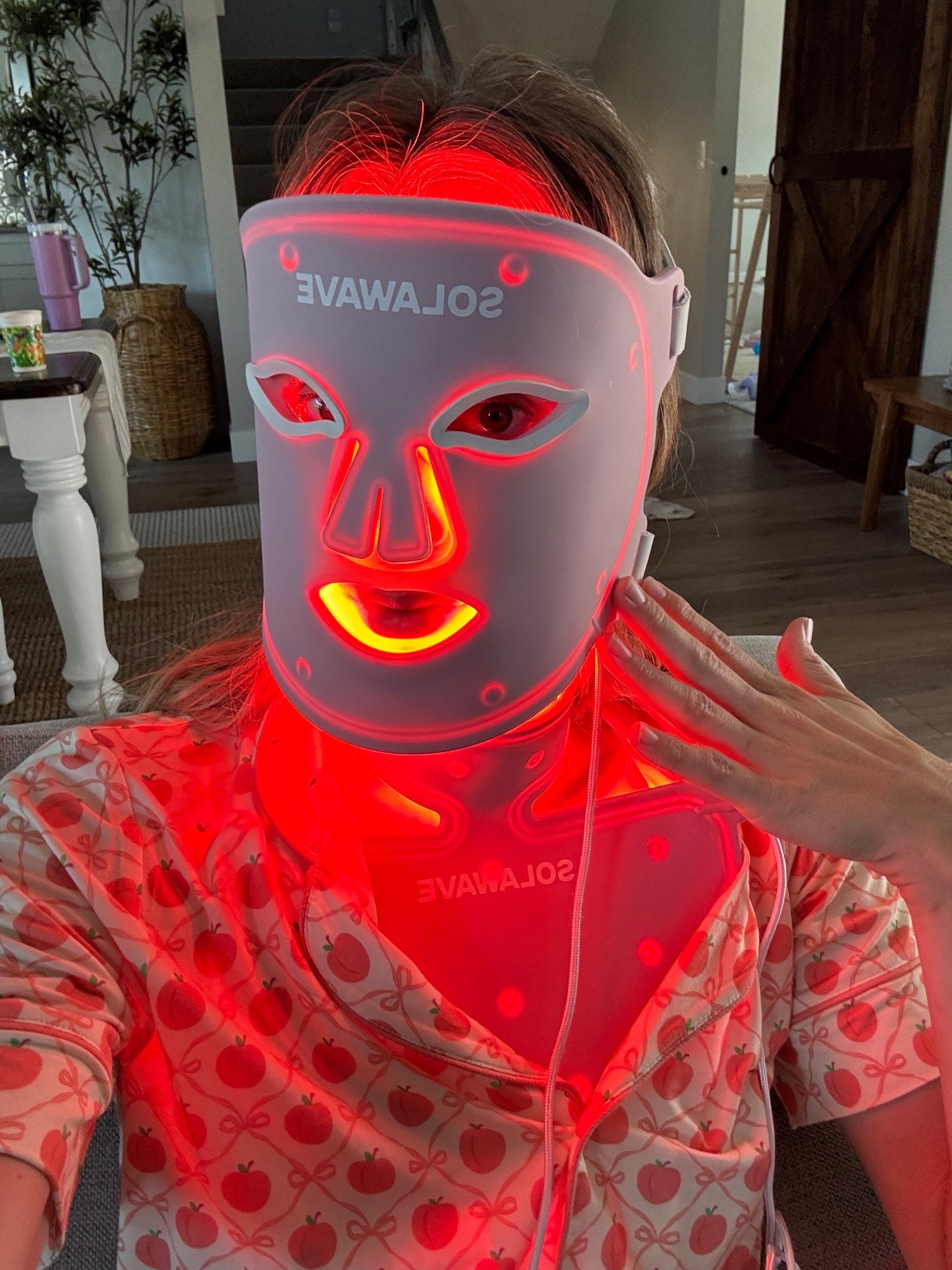 Red light therapy

#LTKdayinmylife #LTKmorningroutine #LTKselfcare