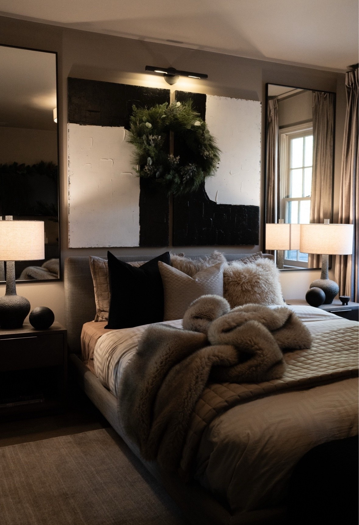 A modern luxury bedroom, all budget friendly!



#LTKHome #LTKSeasonal #LTKHoliday