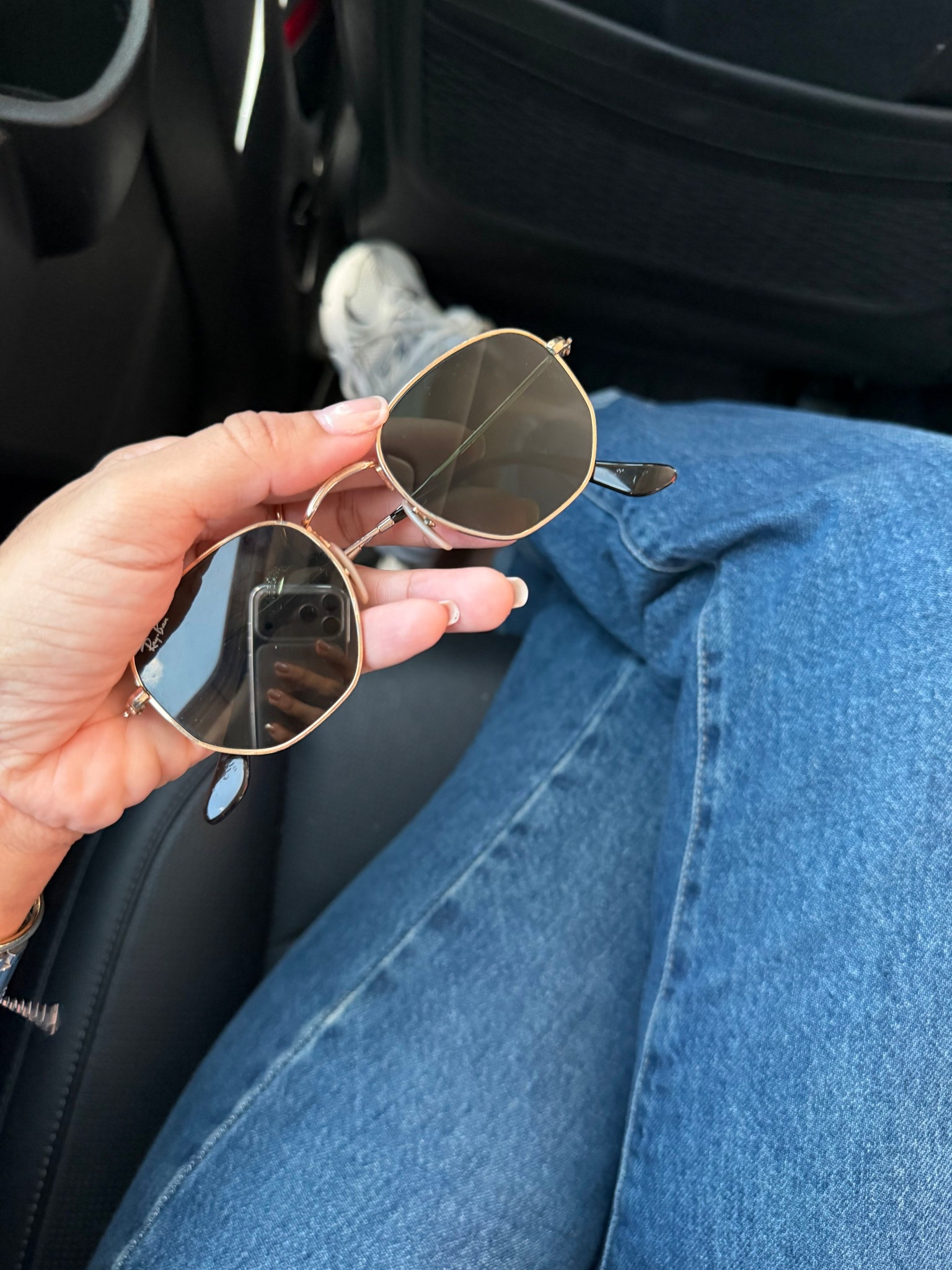 Rayban hexagonales ! 

#LTKGiftGuide #LTKSeasonal #LTKHoliday