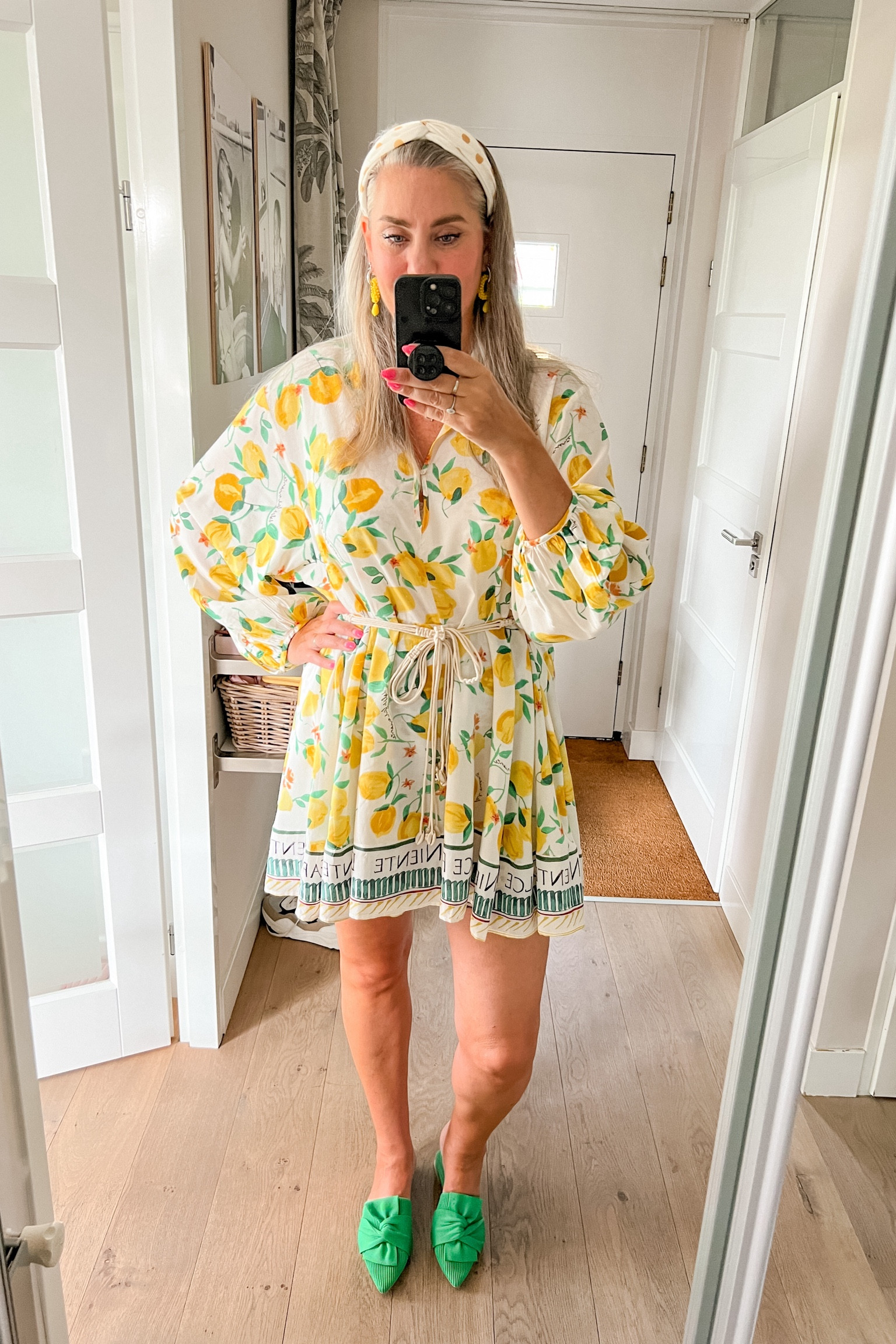 Ootd - Thursday. A lemon print minidress paired with green slide in loafers from Vivaia and a polkadot headband. 



#LTKnederlands #LTKsummer #LTKeurope