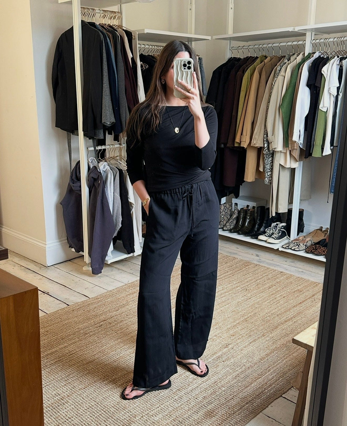 Styling linen trousers for spring 

 

#LTKspring #LTKsummer #LTKstyletip