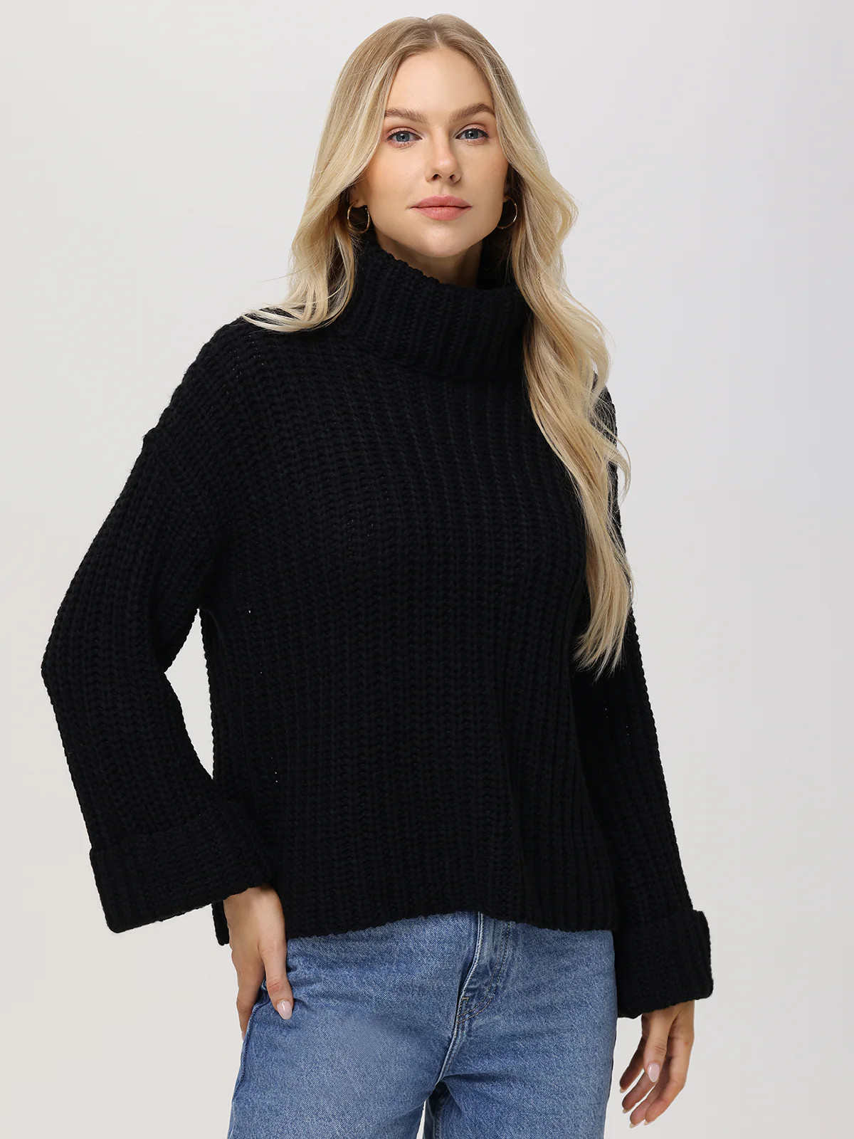 Vida: Turtleneck Shaker Pullover | 525 America