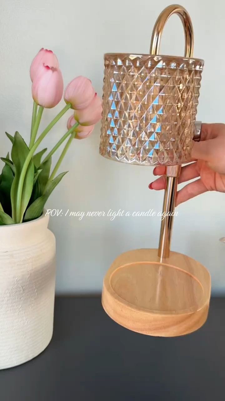 Cozy little upgrade for any room 🤍 This candle warmer lamp gives off the prettiest glow and lets you enjoy your favorite candle scent without lighting a flame. Such a cute home find for bedrooms, offices, or living spaces.

#candlewarmerlamp #cozyhomefinds #homedecorfinds #amazonhomefinds #ltkhome #cozyhomevibes #homefavorites #bedroomdecorideas #nightstanddecor #livingroomdecorideas