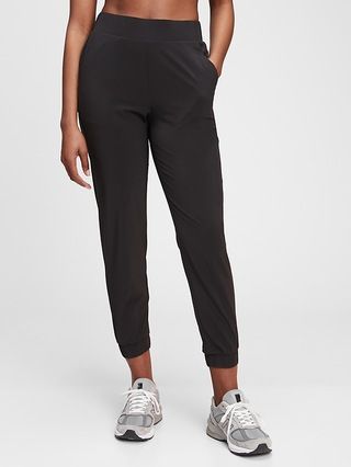 GapFit Recycled Runaround Everstretch Joggers | Gap (US)