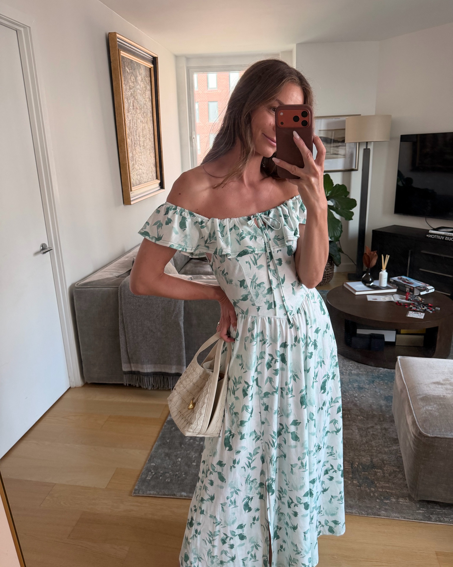 Feminine resort dress 👗  
Wearing size S

#LTKootd #LTKSeasonal #LTKTall