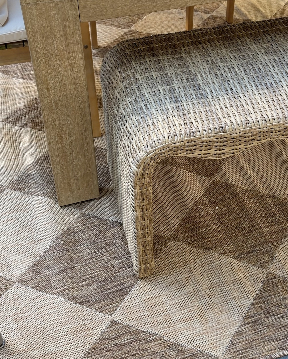 This bench is one of my best outdoor finds! 