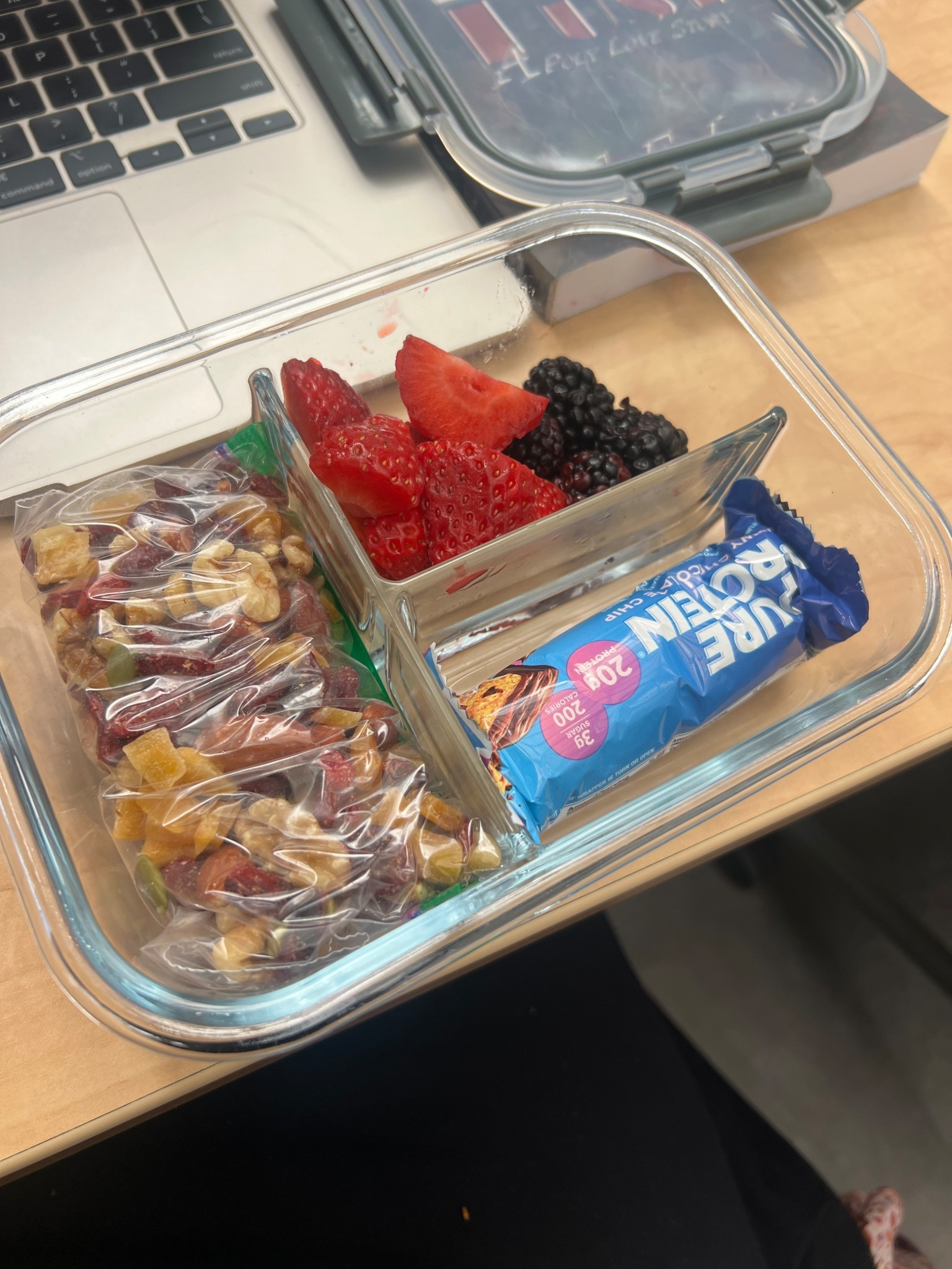 For the past 75 days I’ve been focusing on my health after lab results came back with elevated numbers. Even though I work out six days a week, I realized healing isn’t just about workouts… it’s about what we fuel our bodies with.

For survivors of domestic violence, rebuilding life often starts with small routines that give us control again.
Meal prepping has helped me stay consistent, reduce stress, and nourish my body while it heals.

These glass containers make it simple to plan balanced meals and take care of myself even on busy days.

Every small step toward health is also a step toward healing.

Supporting survivors through wellness is part of the mission of the Souza Foundation 💛

#SouzaFoundation #HealingJourney #DomesticViolenceSurvivor #WellnessAfterTrauma #MealPrepForHealing

#LTKSpringSale #LTKfitnessgoals #LTKOver40