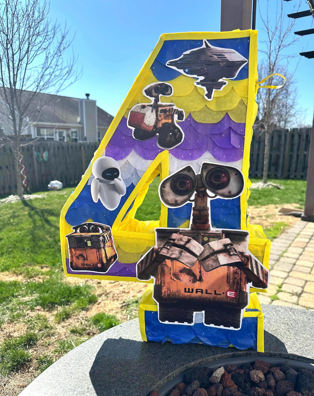 Wall-e Number Pinata Handmade - Personalized Number Pinatas | Etsy (Global)