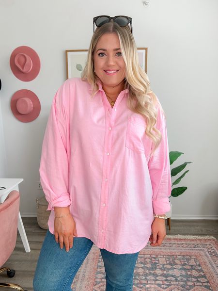 Everything at Old Navy is 40% off!!
Love this lightweight pink button up that you can dress up or down. Wearing an XL

#LTKfindsunder50 #LTKsalealert #LTKmidsize