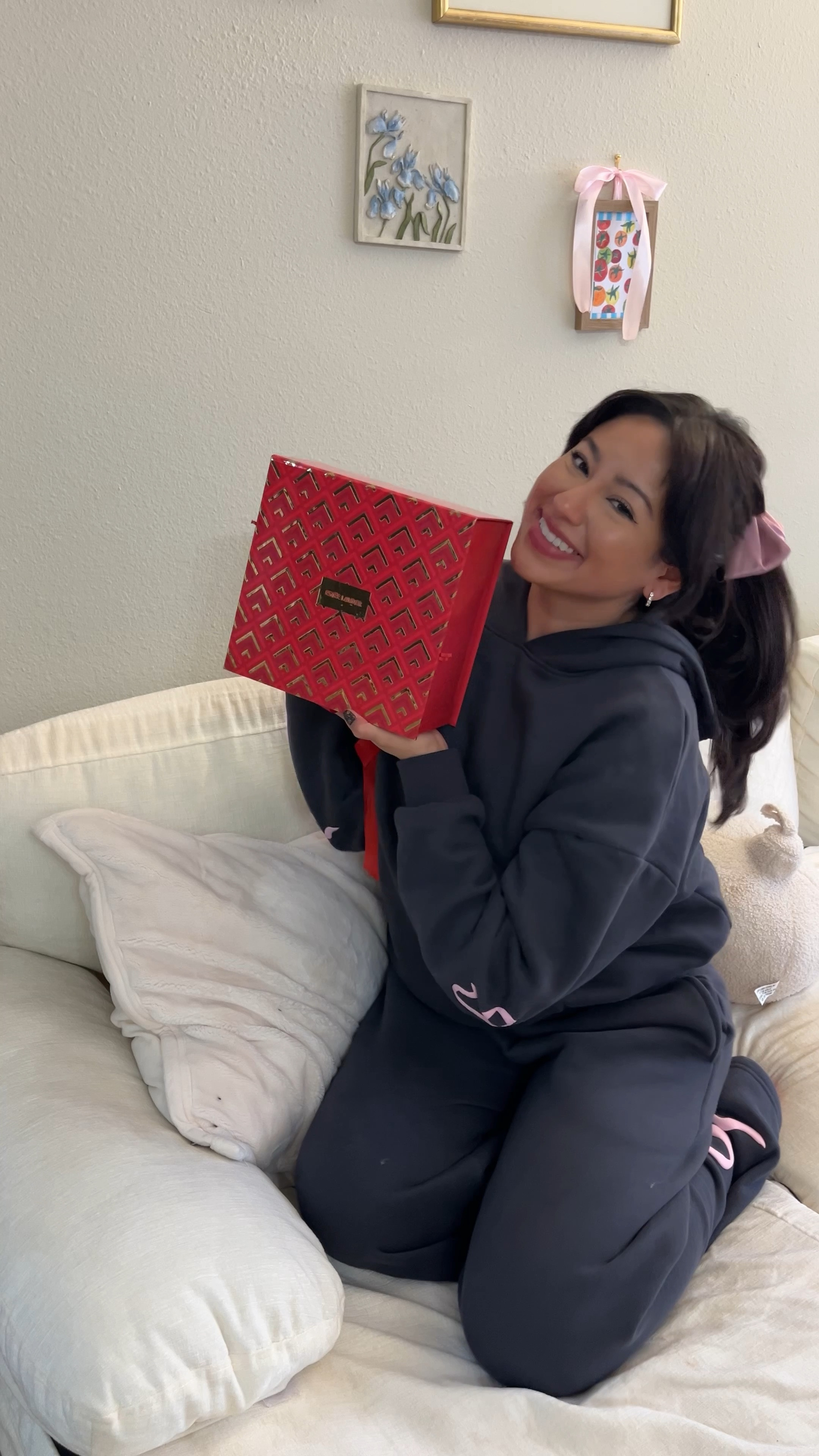 christmas gift idea for moms featuring Estée Lauder Private Collection Legacy Fragrance ♥️✨ 
 #EsteeLauder #EsteeWishList #GIFTED 

•
•
•
christmas gift ideas, what to get your mom for christmas, mother in law gift ideas, gift ideas, perfume, luxury fragrances, gift ideas, holiday ideas, cozy season, sweater weather, holiday shopping, black friday #christmasgiftideas #giftideasformom #christmasgiftsideas #perfumecollection #perfumecollector #washingtondc #giftideas🎁

#LTKSeasonal #LTKFamily #LTKHoliday