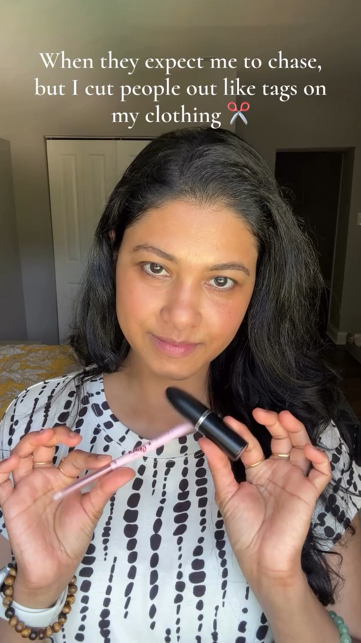 Lip Combo 💄👄

@colourpopcosmetics lip liner Big Bow - https://bit.ly/3SXvsD9
@maccosmetics Twig Twist - https://bit.ly/4wof90H

#lipcombo #maccosmetics #colourpop #pinklip #lipcare