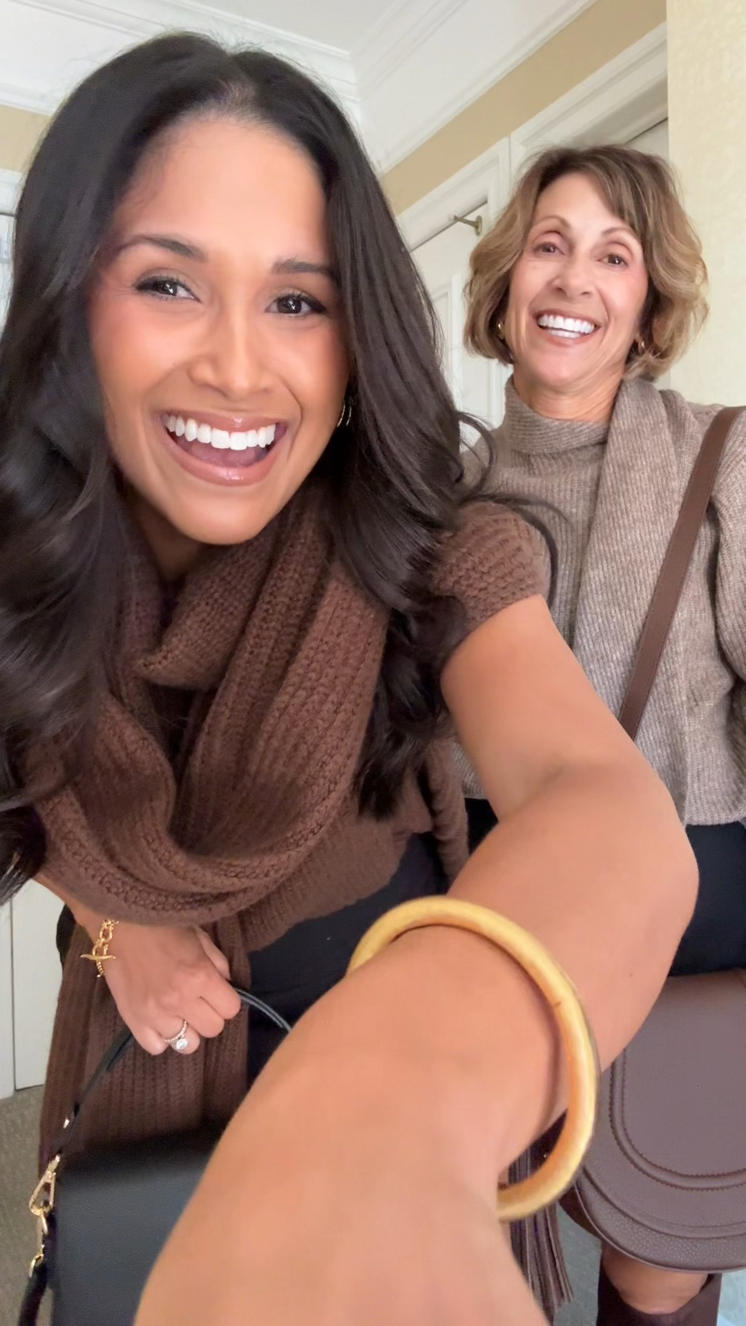 Twinning with my mom in our black skirts and trench coats! I’m wearing the regular XS in the coat and my mom is wearing the size petite XXS!
Take 20% OFF our bag with code: HAUTE20
#giginewyork #handbags #abercrombie



#LTKItBag #LTKOver40 #LTKPetite