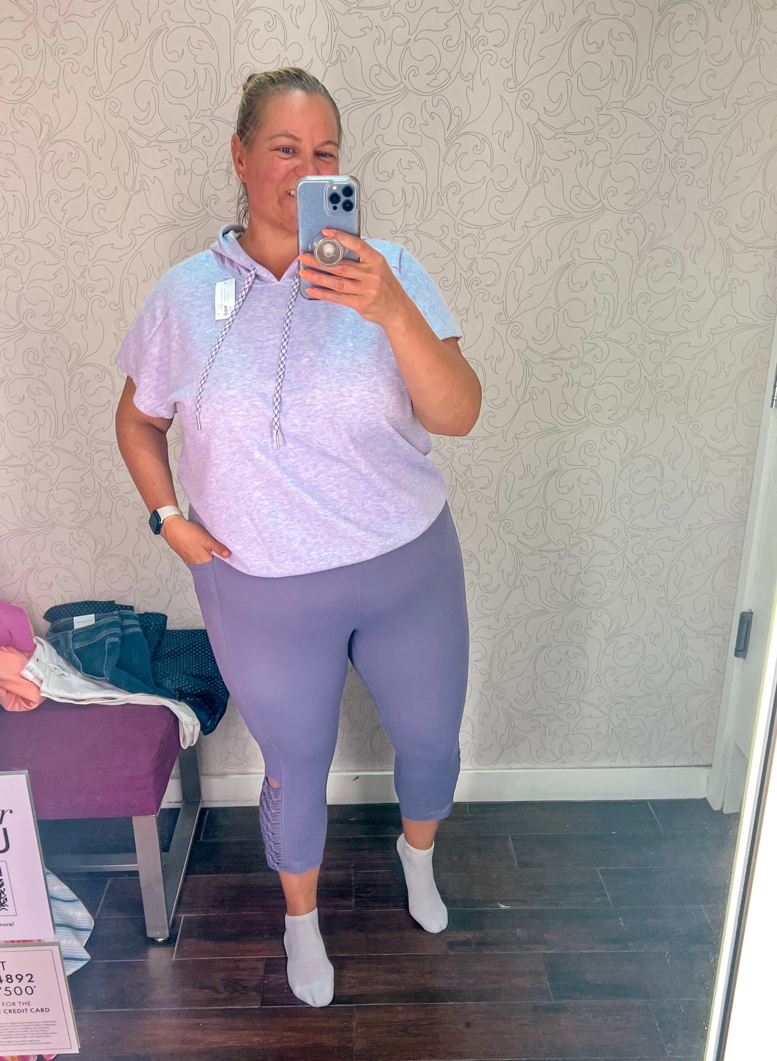 Love these activewear capri leggings. Cute cut out design in the sides. 

Plus size outfit 
Plus size workout outfit 
Plus size athleisure 
Size 18
Size 20 

#LTKActive #LTKPlusSize #LTKSeasonal