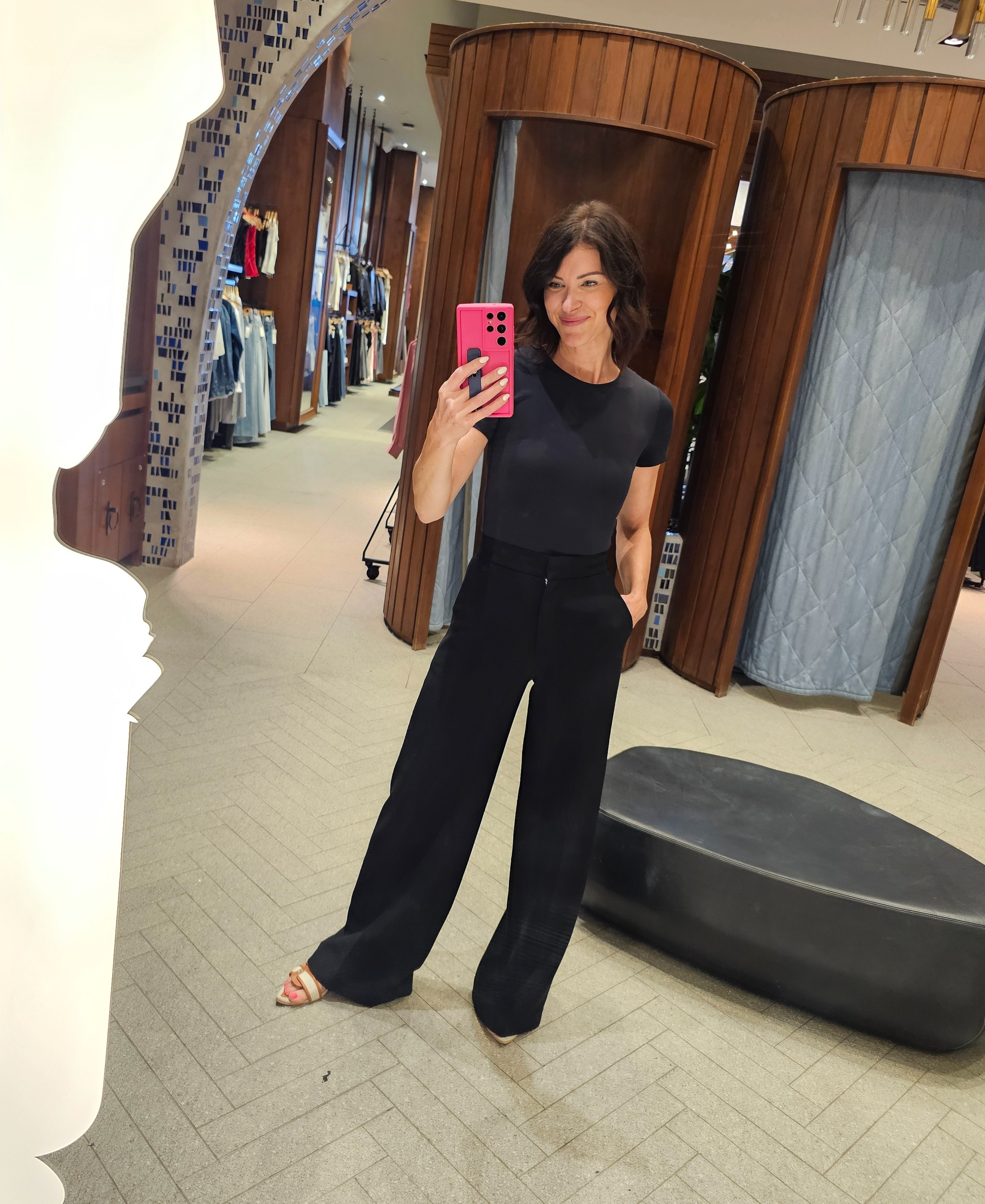 The most versatile pair of dress pants every corporate woman needs! 

#LTKcanada #LTKworkwear #LTKstyletip