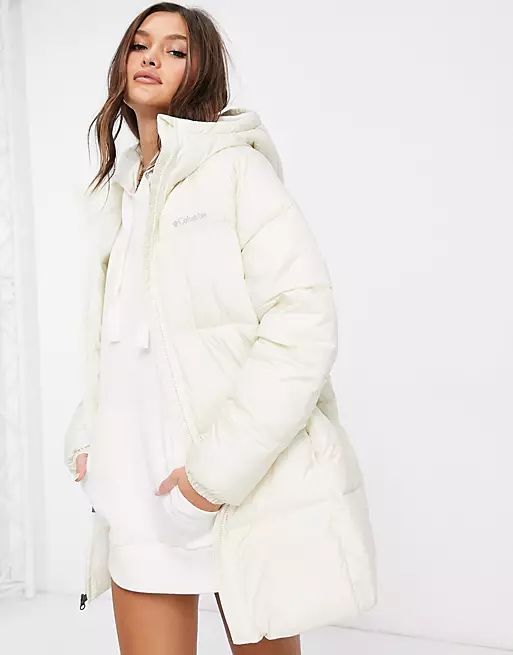 Columbia Puffect Mid jacket in white | ASOS (Global)