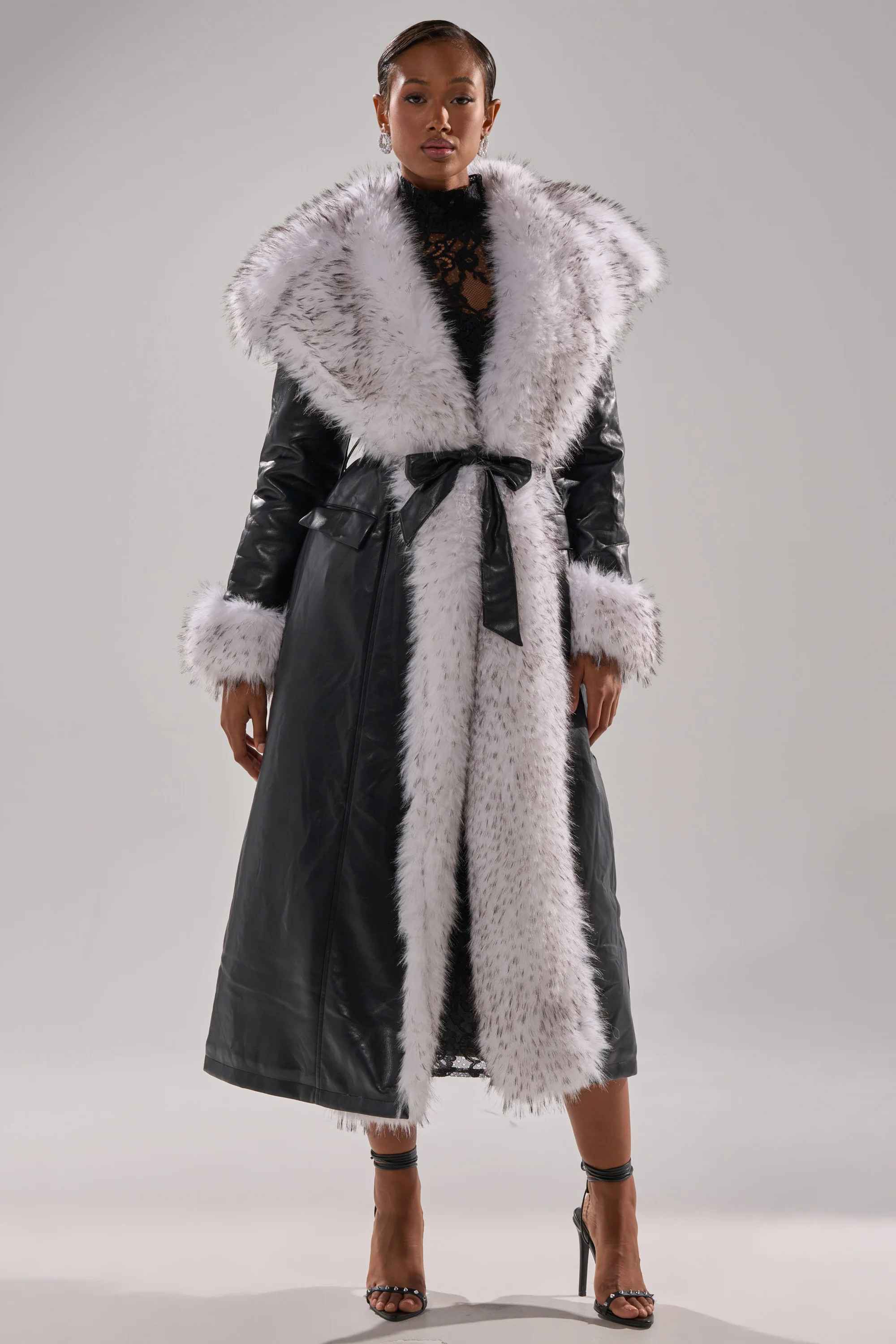 FIONA BUTTER LUXE FUR TRIM TRENCH | AKIRA
