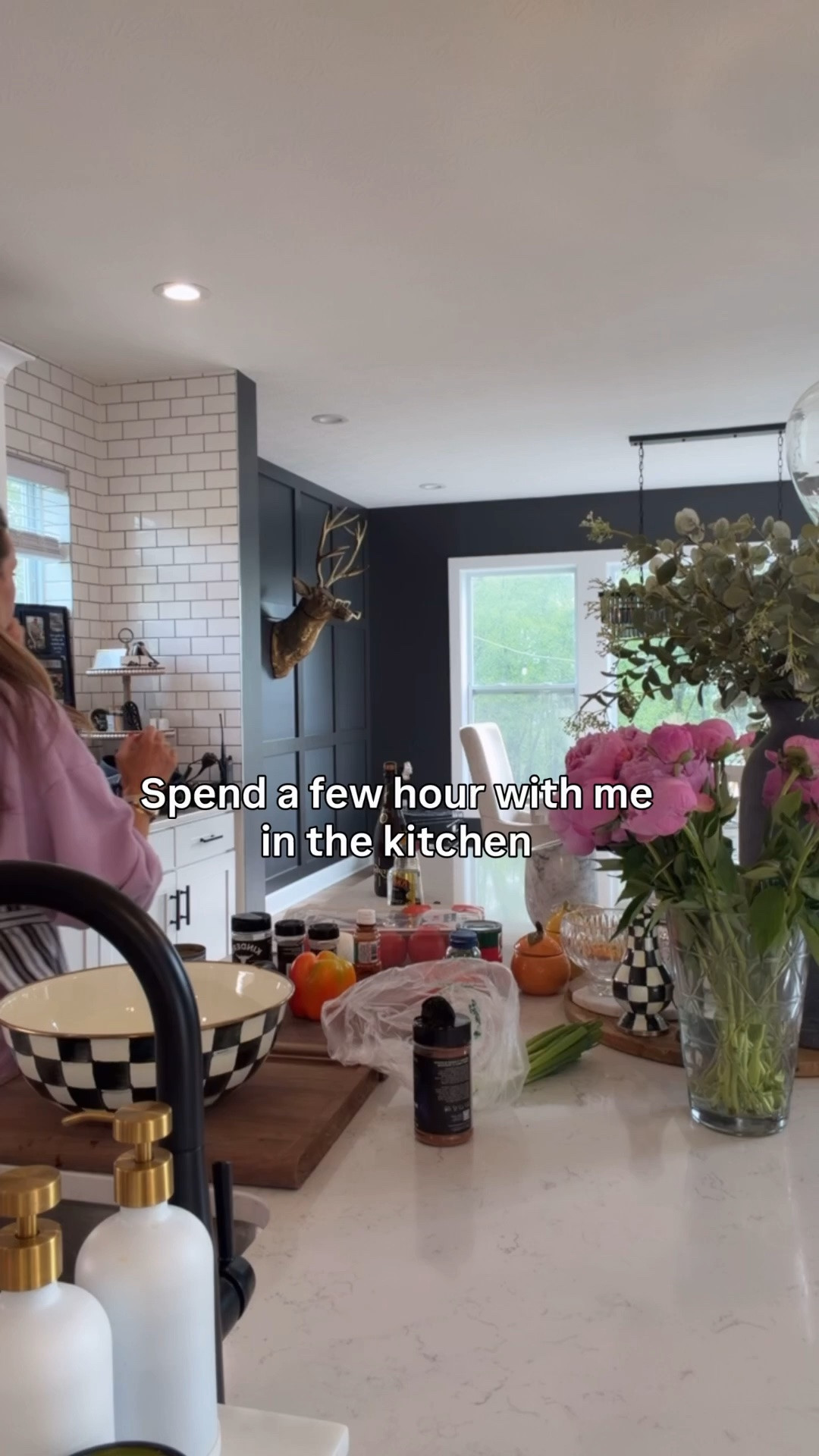 Spend a few hours with me in the kitchen 
@MacKenzie-Childs @Williams-Sonoma @Aviator Nation

#LTKMothersDay #LTKootd #LTKvlog