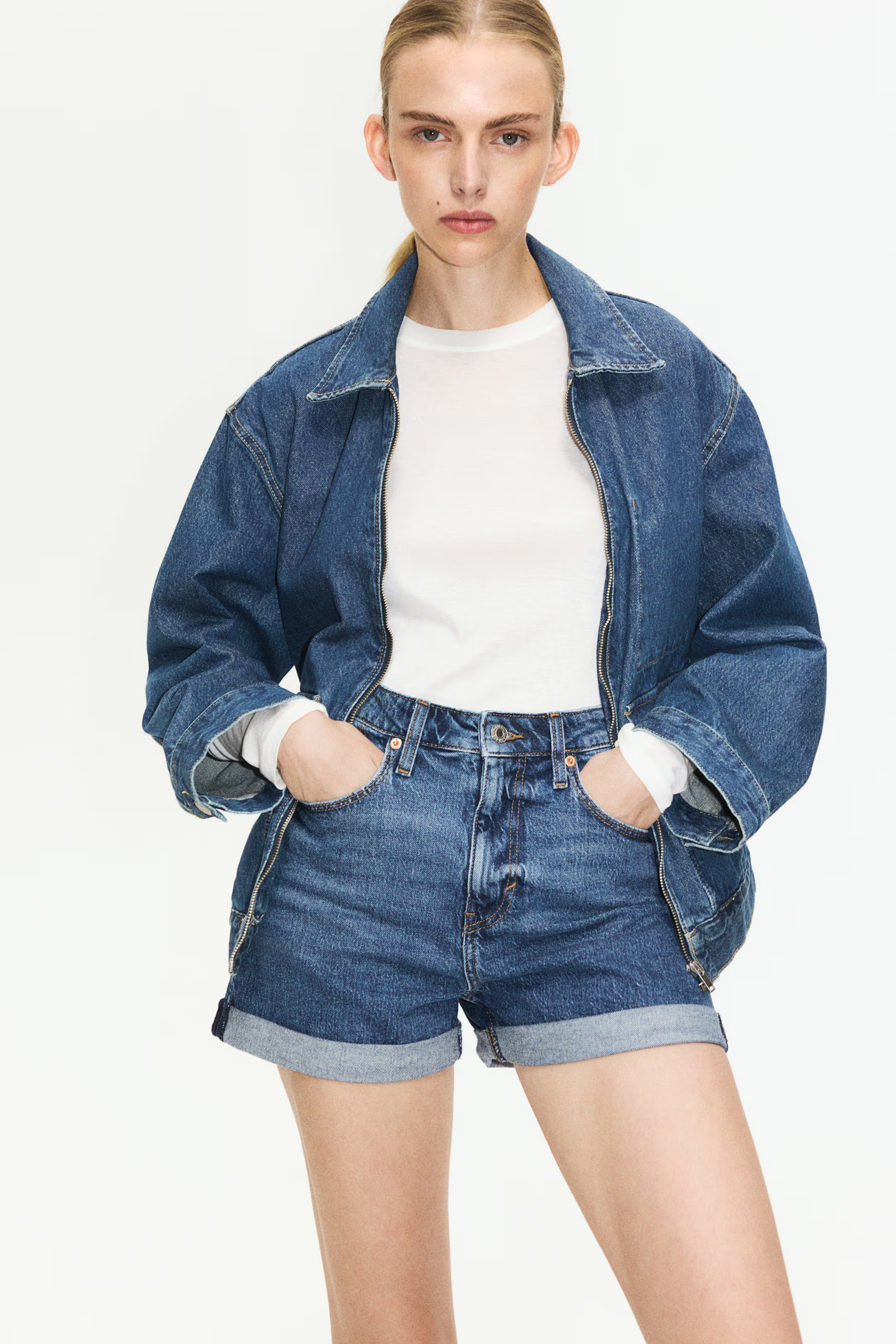 Mom Ultra High Denim shorts | H&M (US + CA)