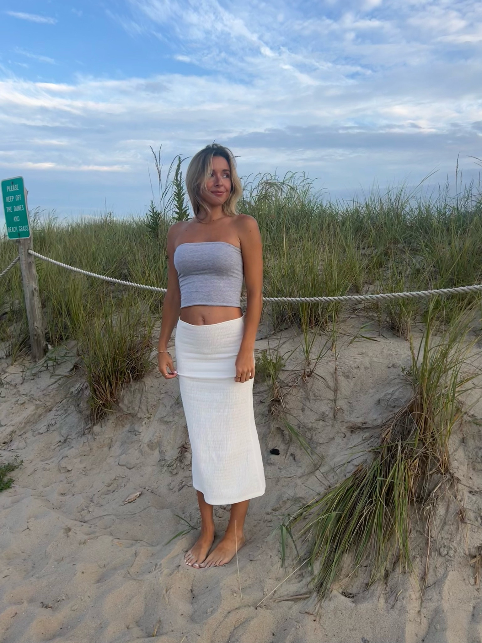 Transitional summer to fall outfit 🍉🍂 


White midi skirt, tube top, beach outfit 


#LTKSeasonal #LTKFind #LTKstyletip