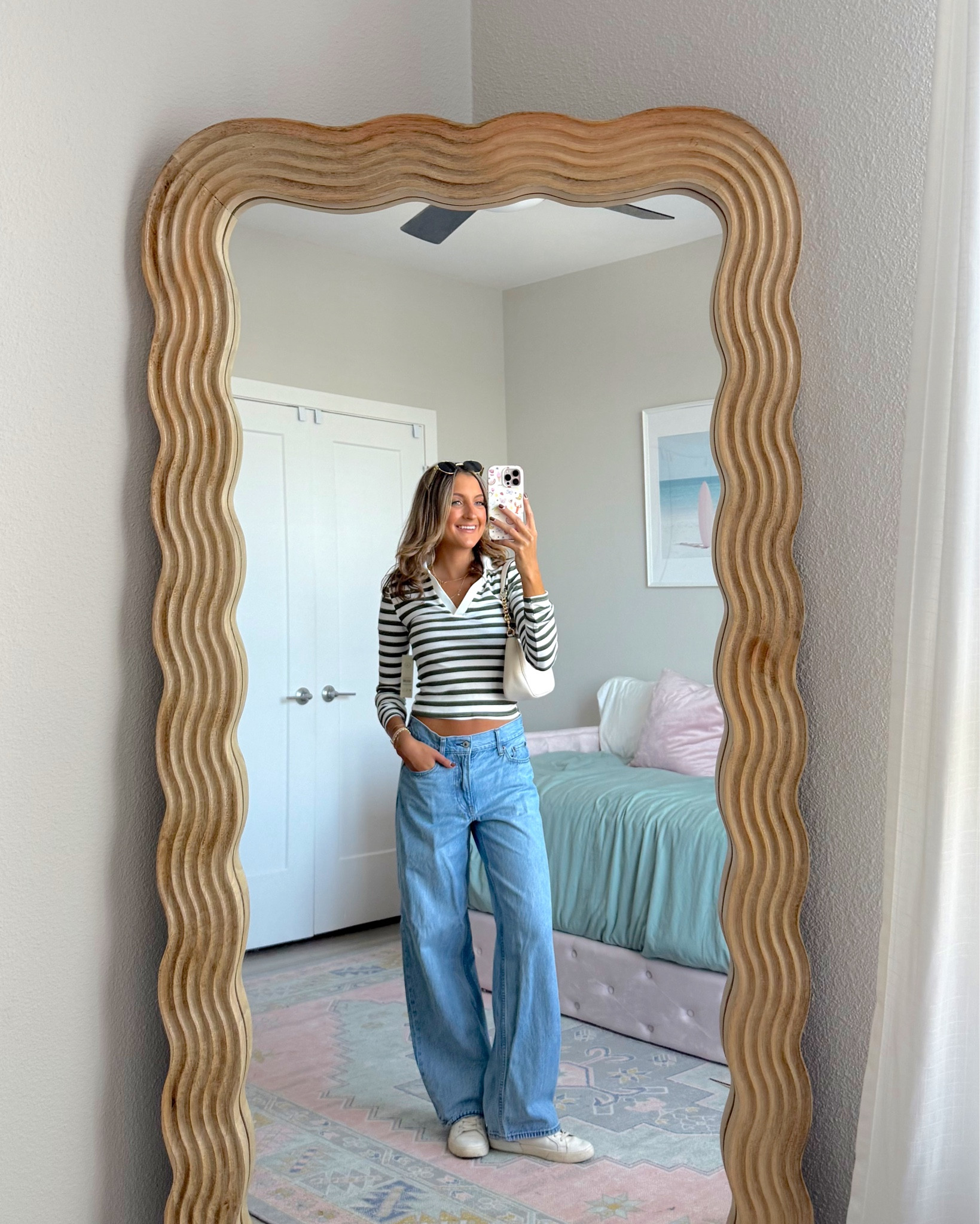 cute fall outfit idea from Walmart 🎃✨🍁
Wearing a size XS in tops and 0 in jeans 