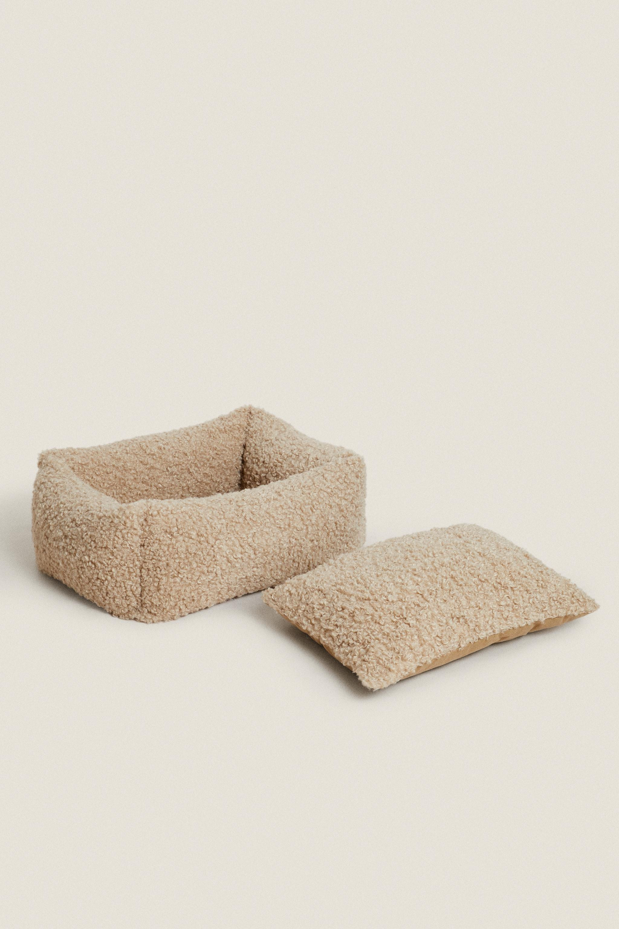 FAUX SHEARLING PET BED | Zara UK
