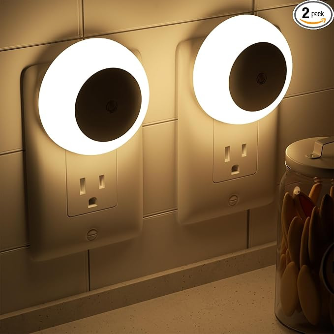 Night Light, Night Lights Plug into Wall, Dusk to Dawn Sensor Warm White Led Night Light 0.5W, 2 ... | Amazon (US)