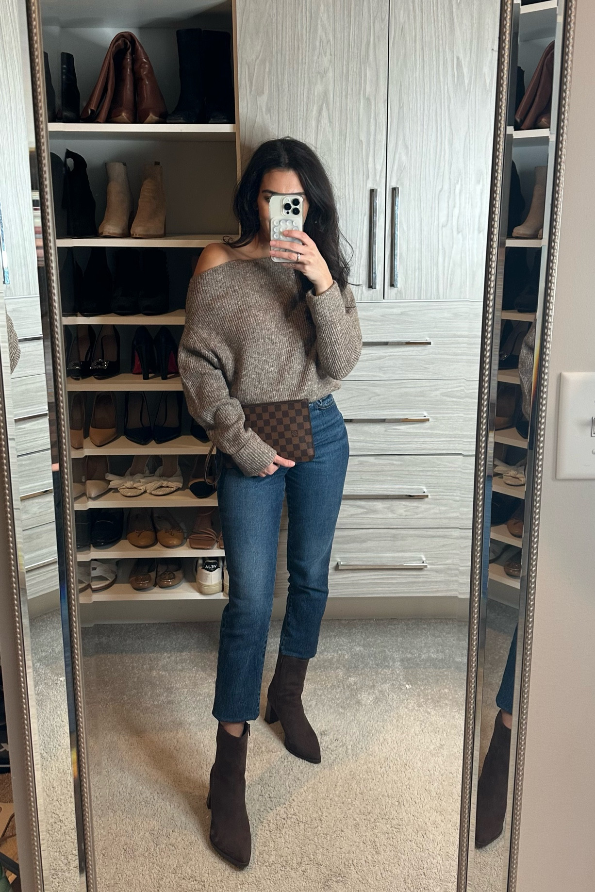 Casual dinner for work / makes a good winter date night outfit 

#LTKfindsunder50 #LTKfindsunder100