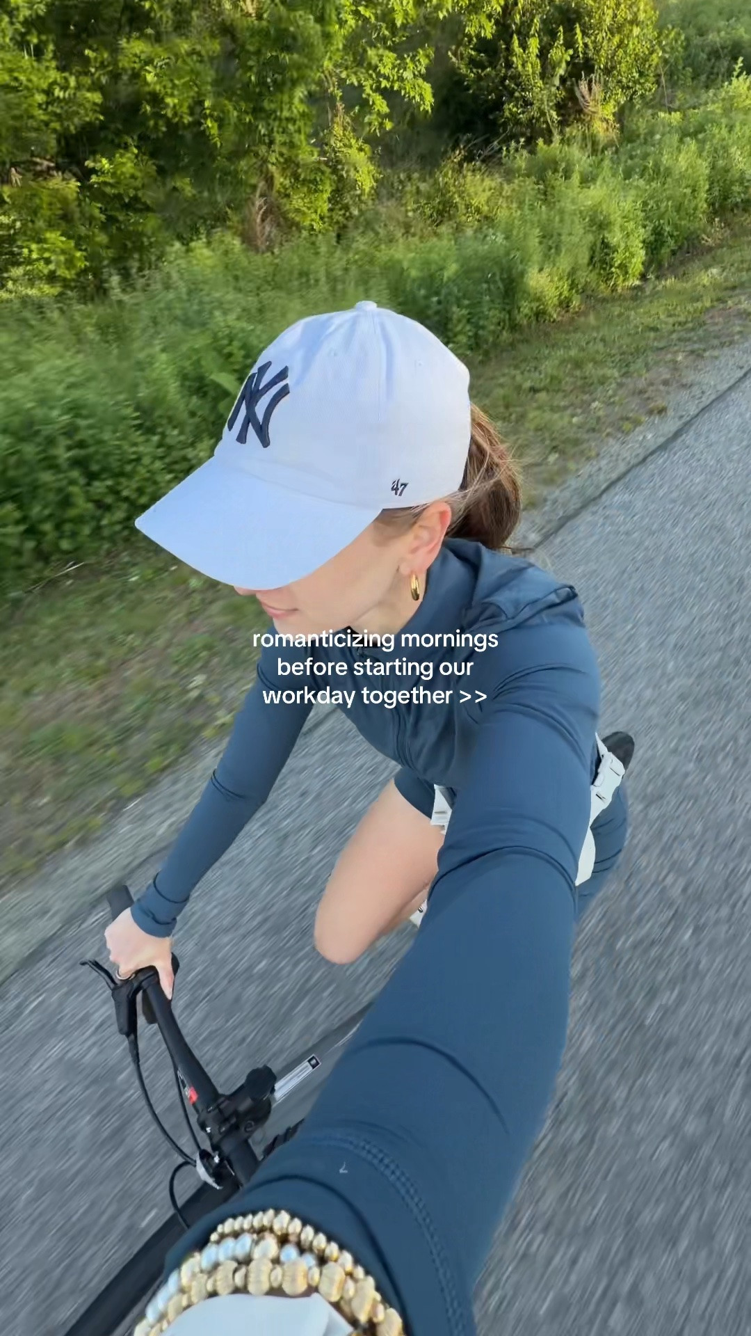 6/8/26 Morning Workout Outfit of the Day

Today’s workout outfit 🤍 wearing a Set Active set paired with my Lululemon belt bag, Garmin, Nike sneakers, and a baseball cap for an easy throw-on-and-go look. Comfortable pieces that are perfect for morning movement, walks, workouts, and busy days—everything is linked here ✨

#LTKmorningroutine #LTKfitnessgoals #LTKActive