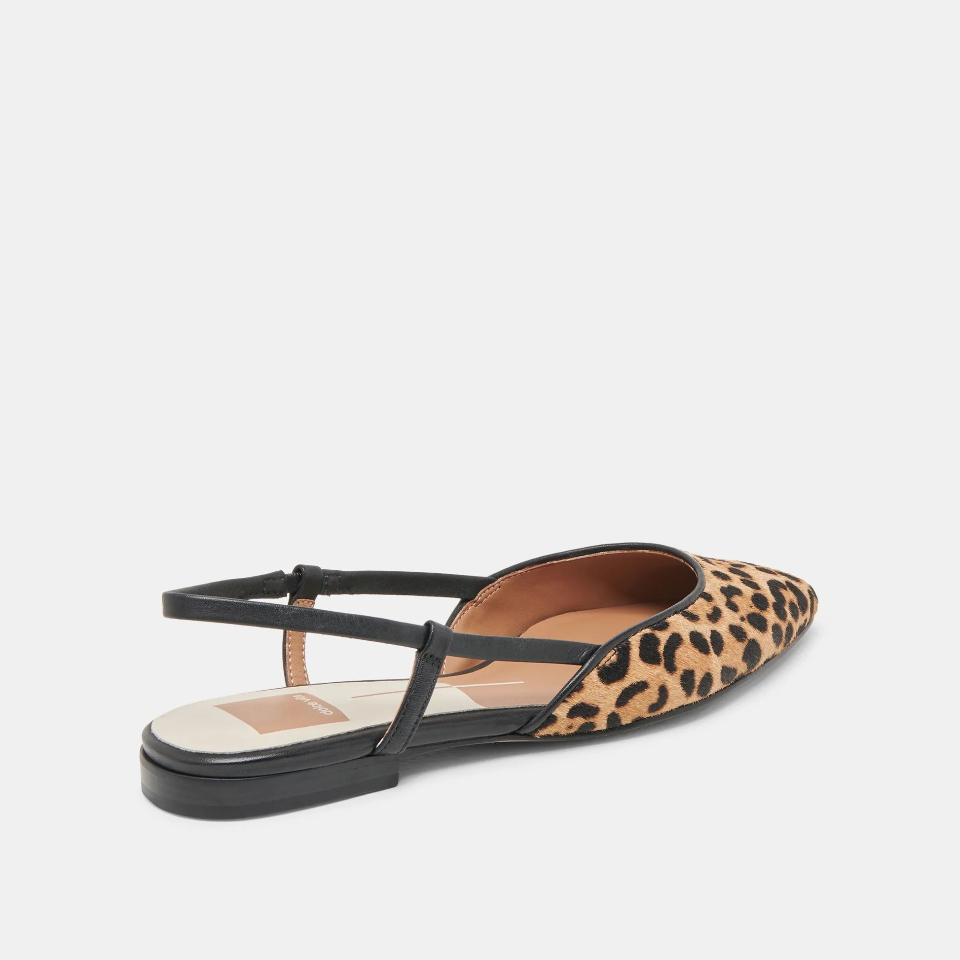 Narah Flats | DolceVita.com