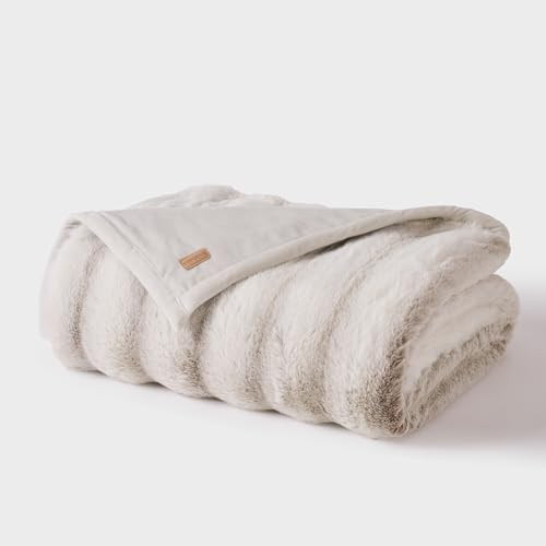 EVERGRACE Soft Luxury Faux Rabbit Fur Throw Blanket for Couch, Cozy Fluffy Channel Throw Blanket ... | Amazon (US)