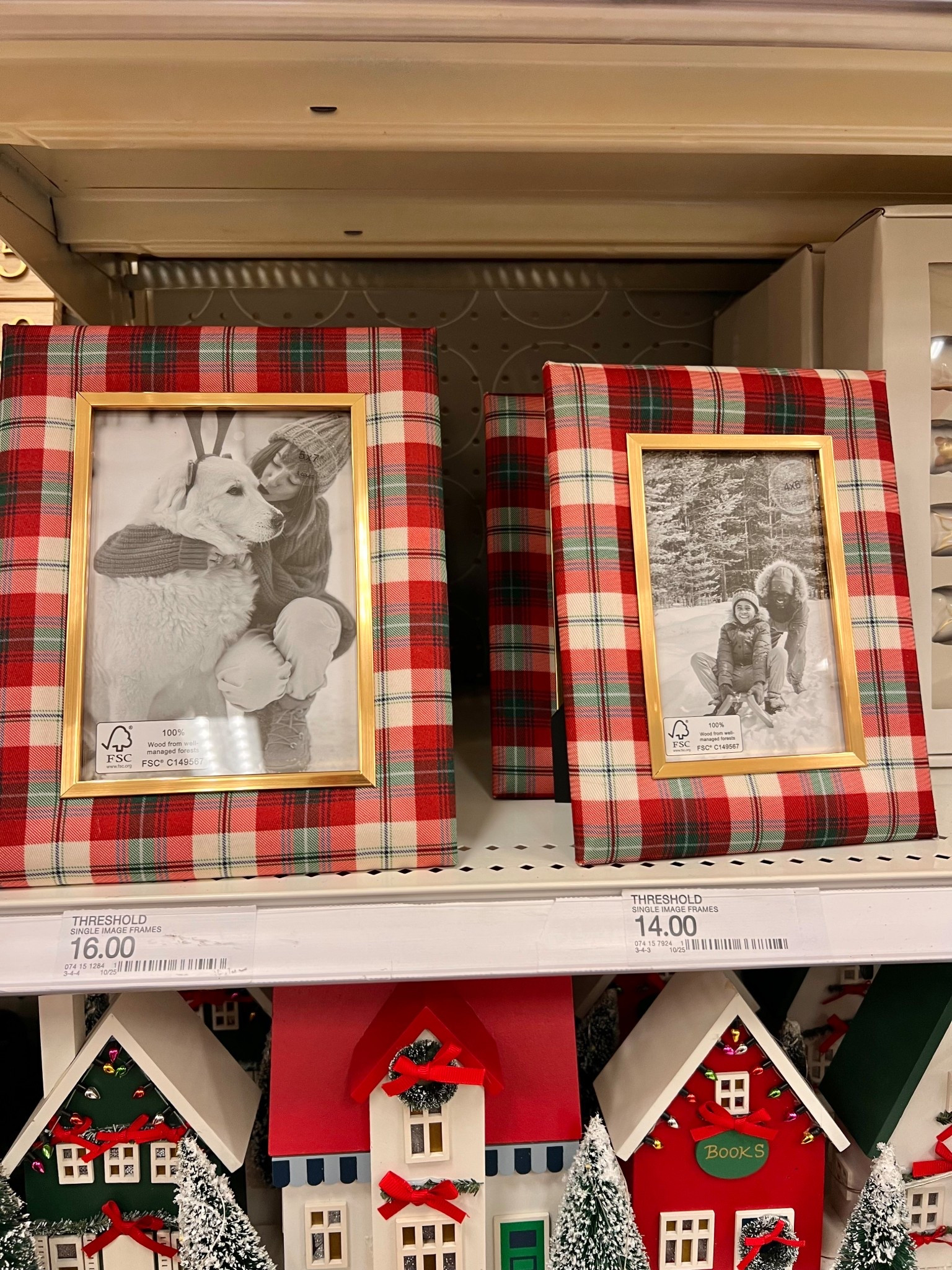 The cutest Ralph Lauren themed Christmas frames! ❤️

#LTKHoliday #LTKGiftGuide #LTKSeasonal