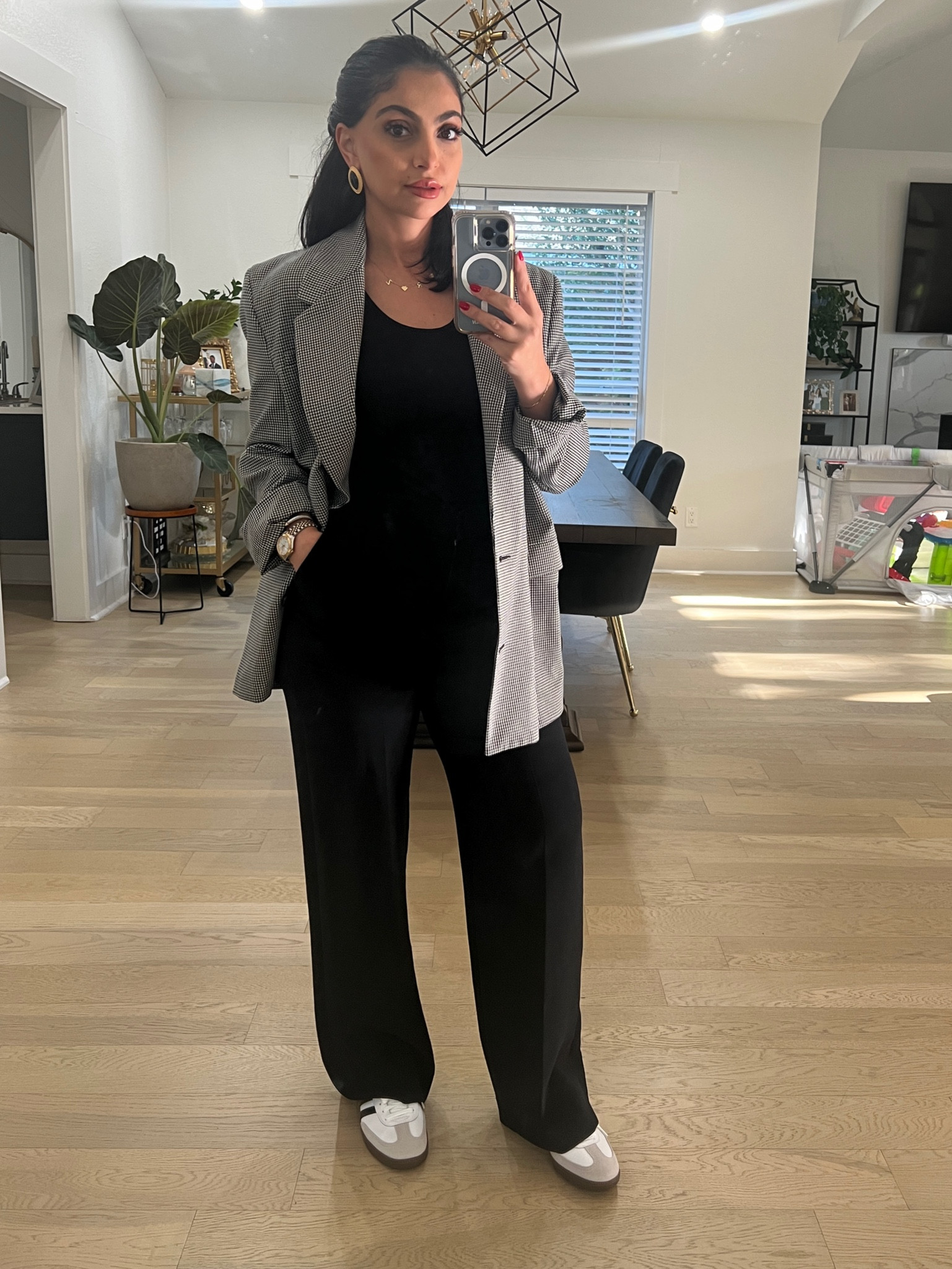 Taking business casual to a whole new level. I’m a huge fan of wide leg slacks and sneakers, especially on days where I know I’m going to be booked and busy. I finally got a pair of the classic Samba’s and they pair so well with my Wilfred slacks from Aritzia. Love! 

#LTKBacktoSchool #LTKWorkwear #LTKStyleTip