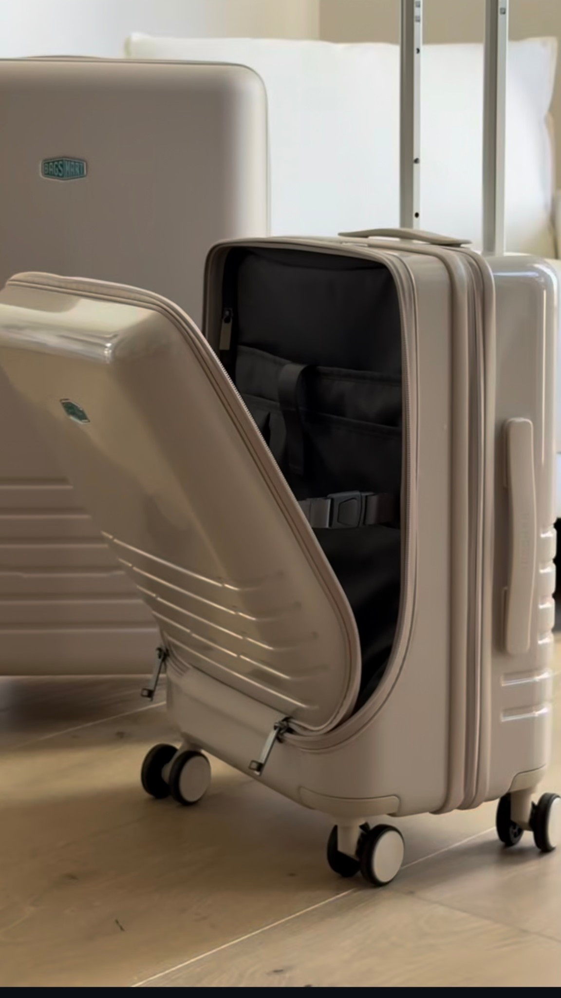 Scroll to shop!! Follow for more!! Xo! ✨

#LTKTravel #LTKmomlife #LTKdayinmylife