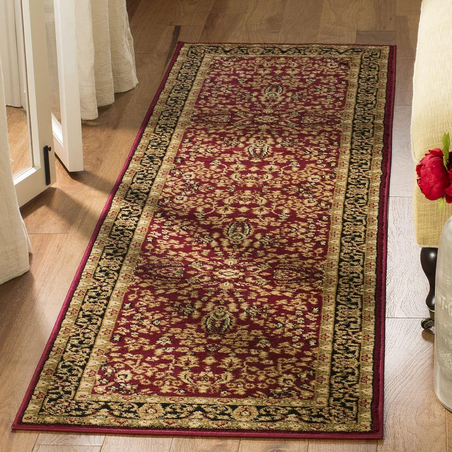 SAFAVIEH Lyndhurst Collection Runner Rug - 2'3" x 10', Red & Black, Traditional Oriental Design, Non-Shedding & Easy Care, Ideal for High Traffic Areas in Living Room, Bedroom (LNH214A) | Amazon (US)
