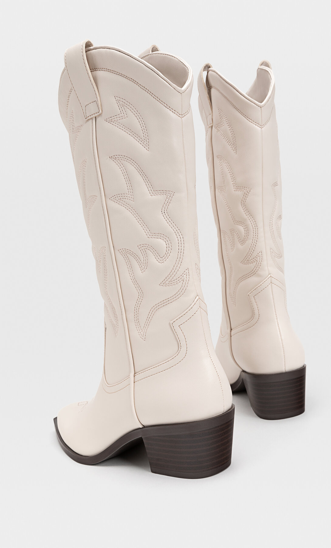 Heeled cowboy boots - Women's Boots and ankle boots | Stradivarius United Kingdom | Stradivarius (UK)