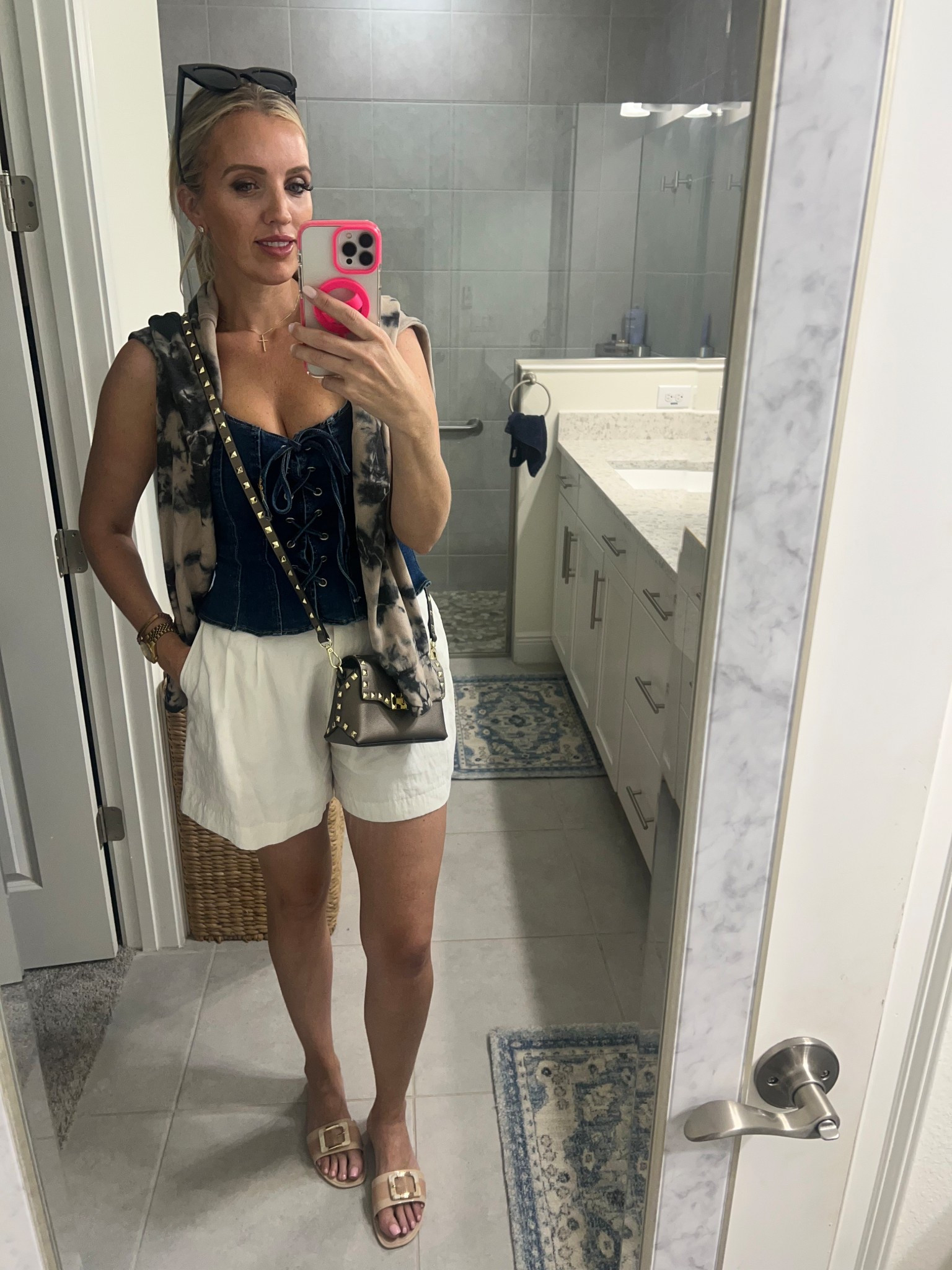 A denim top is always a good idea 💙

#LTKStyleTip #LTKOver40 #LTKFindsUnder100