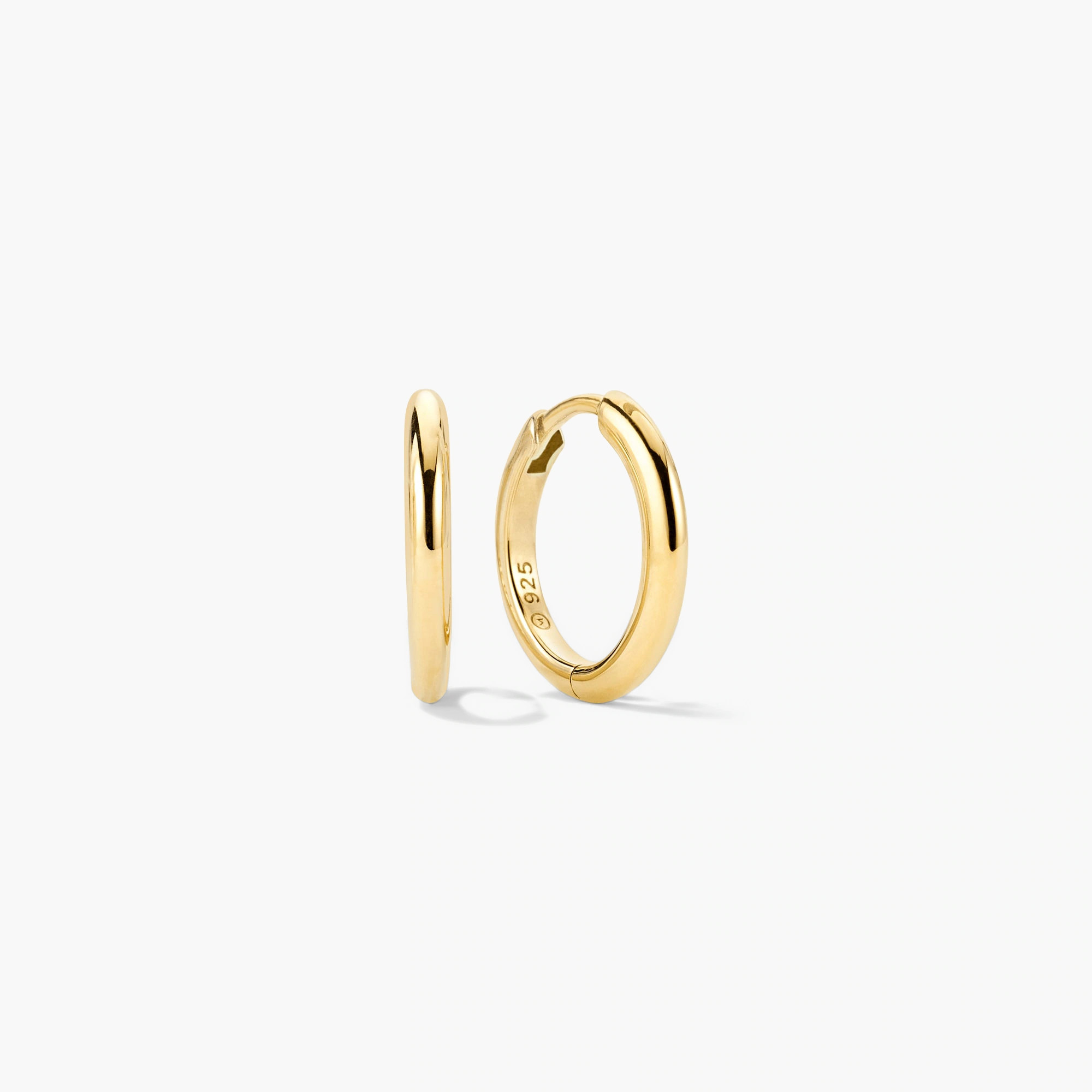 Tube Medium Hoops | Mejuri Fine Crew
