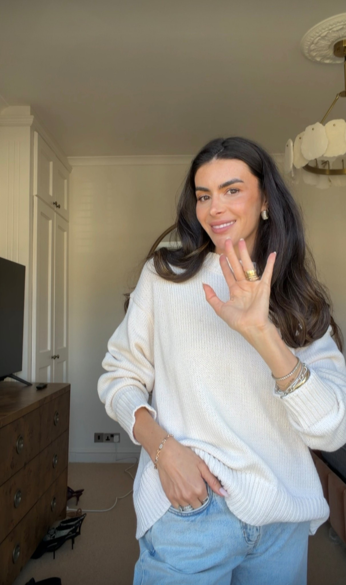 Ok we all are obsessed with this knit #ad @Reformation  @ltk 

#LTKspring #LTKeurope #LTKuk