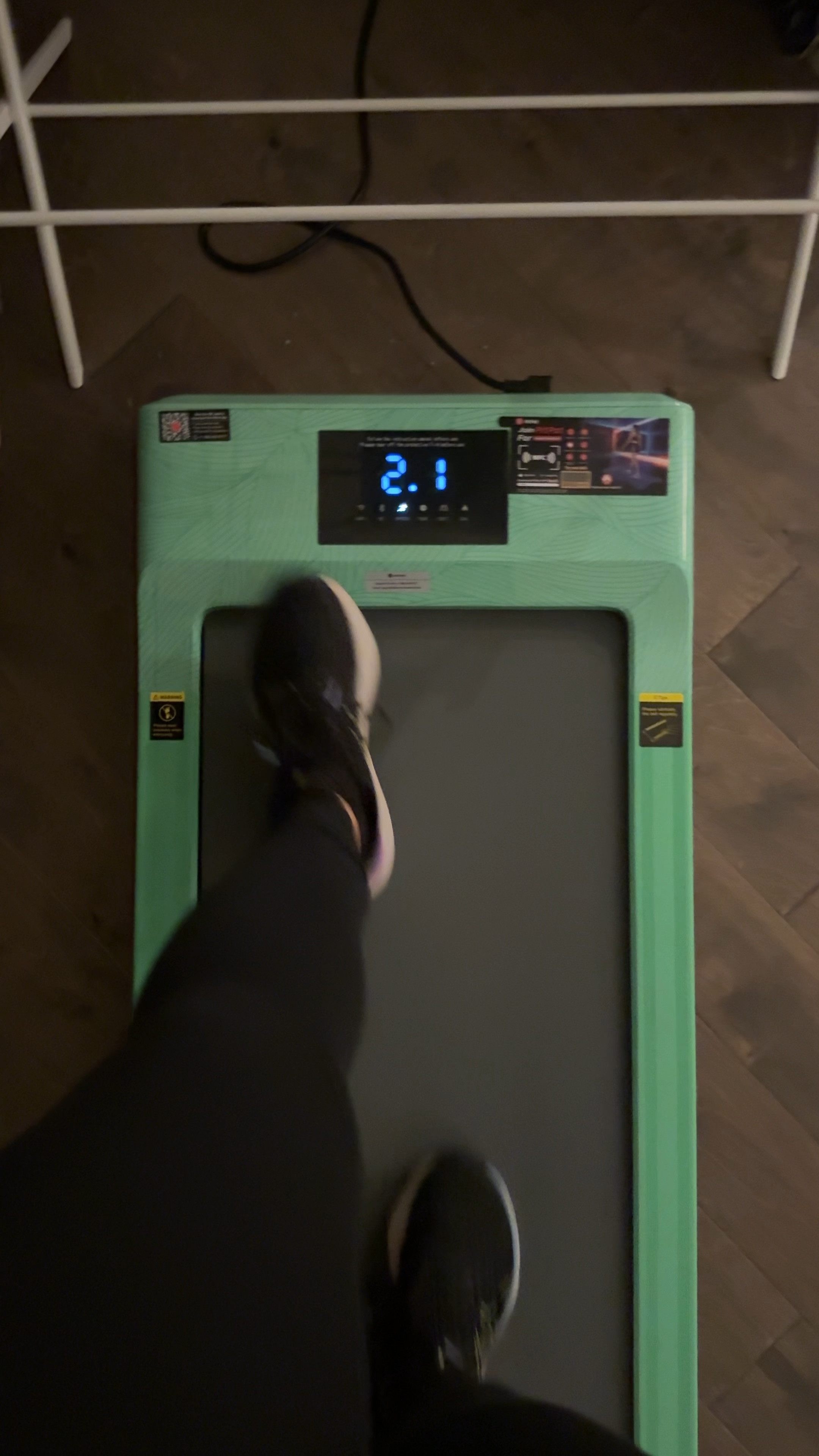 Day 26 of 31 #keepitmoving
3 miles on the walking pad 😄🙌🏾

#LTKFitness #LTKHome #LTKActive