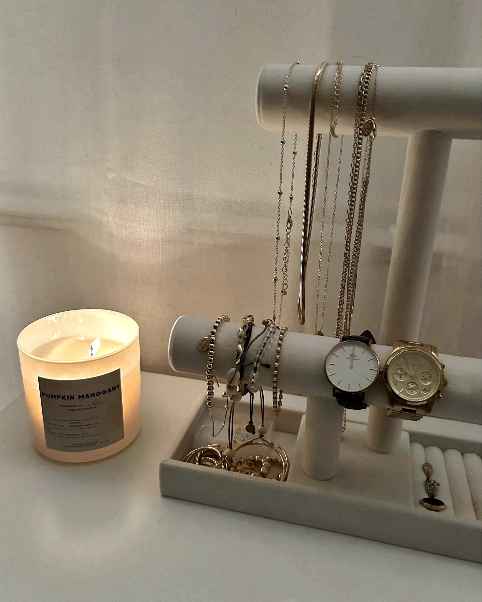 love this two-tier jewelry holder ✨ @amazon

#giftguide #giftsforher #jewelryorganizer #amazonfinds #amazonhome #hollyfrocks

#LTKhome #LTKfindsunder50