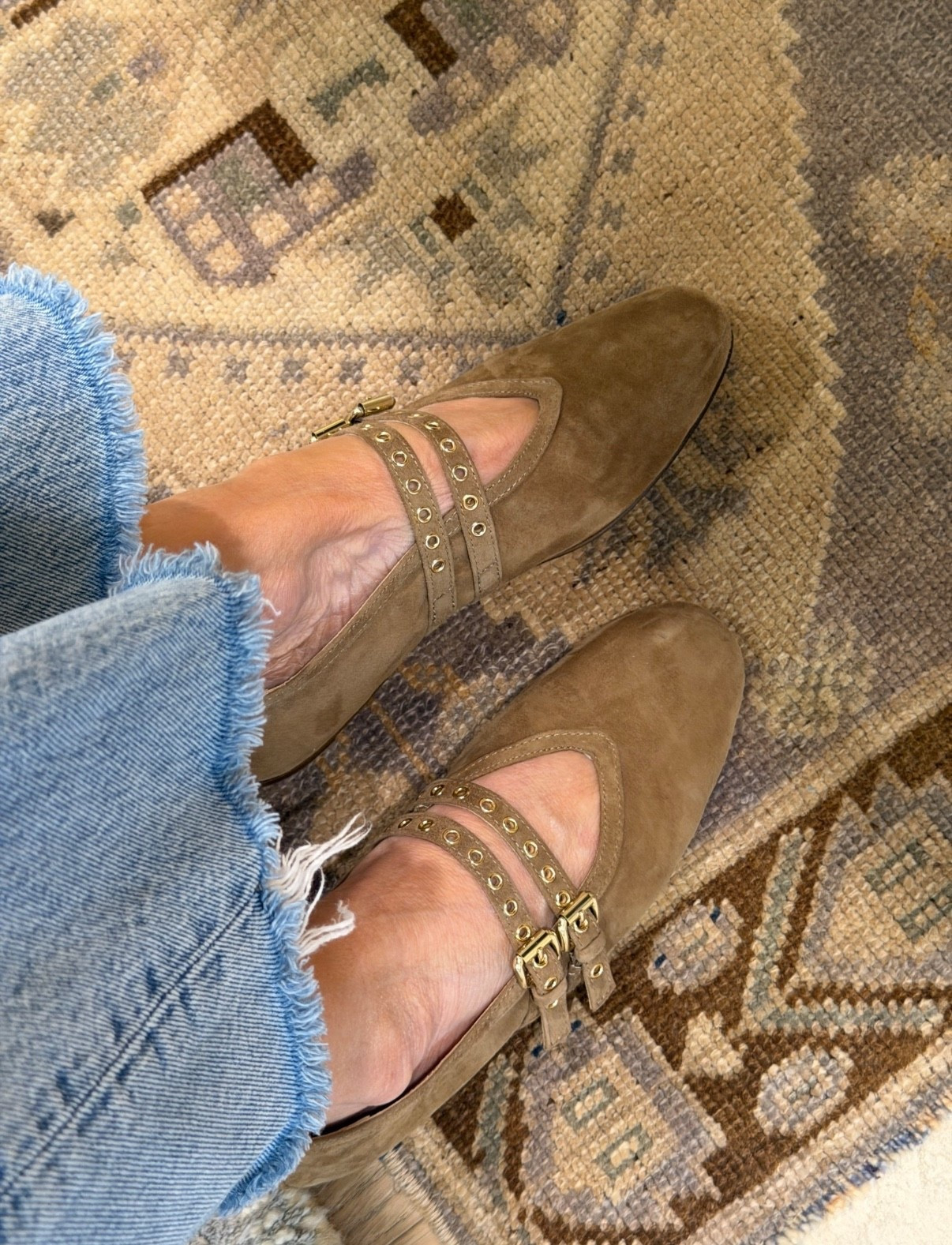 -FLATS  TTS Comfy & cute
-pants I sized up 1 size for comfort. 


#LTKOver40 #LTKootd