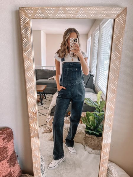 Amazon overalls✨ wearing size small denim overalls and a xs ribbed tee

Amazon finds / amazon fashion / amazon style / overalls / look for less



#LTKstyletip